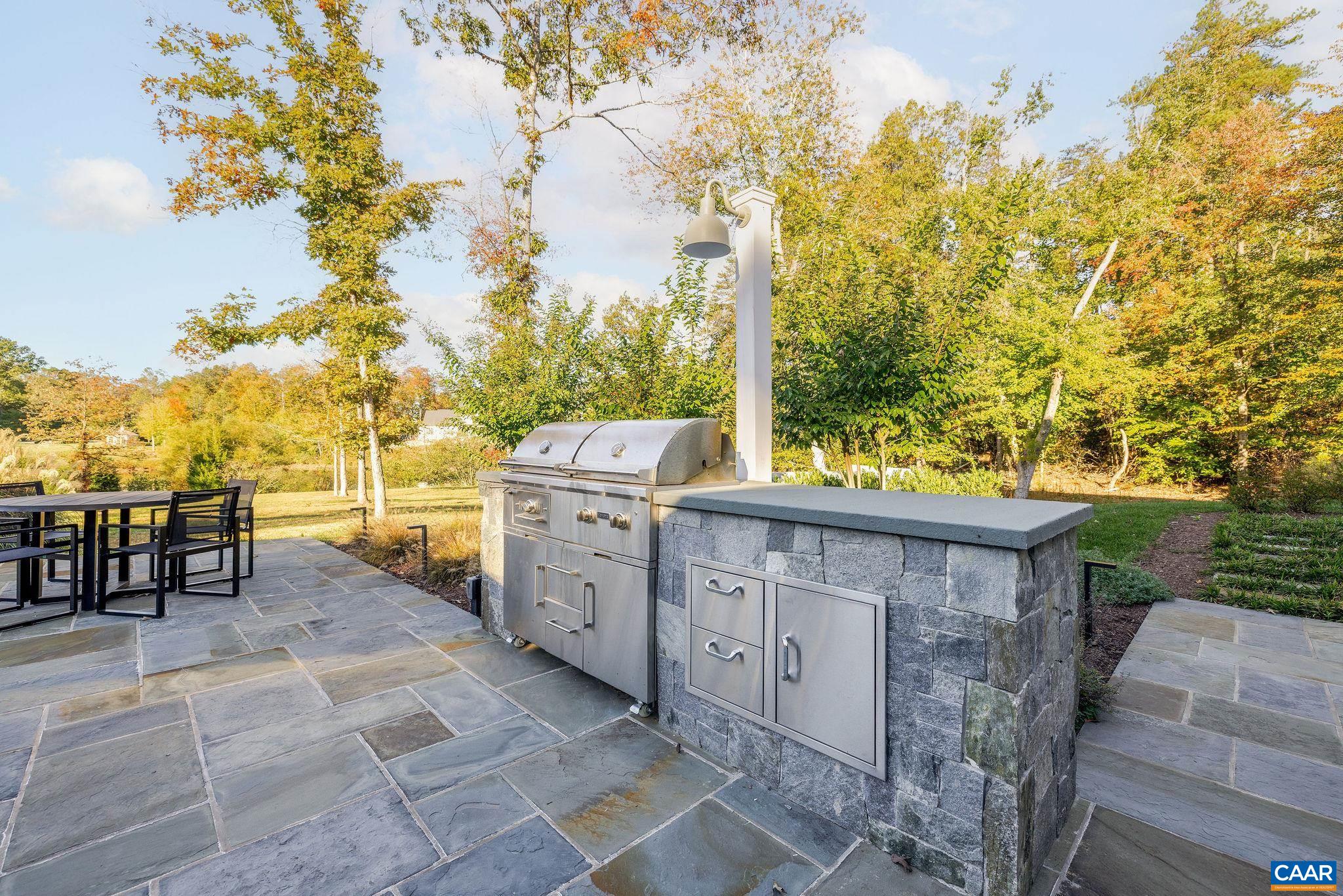 2775 PALMER DR