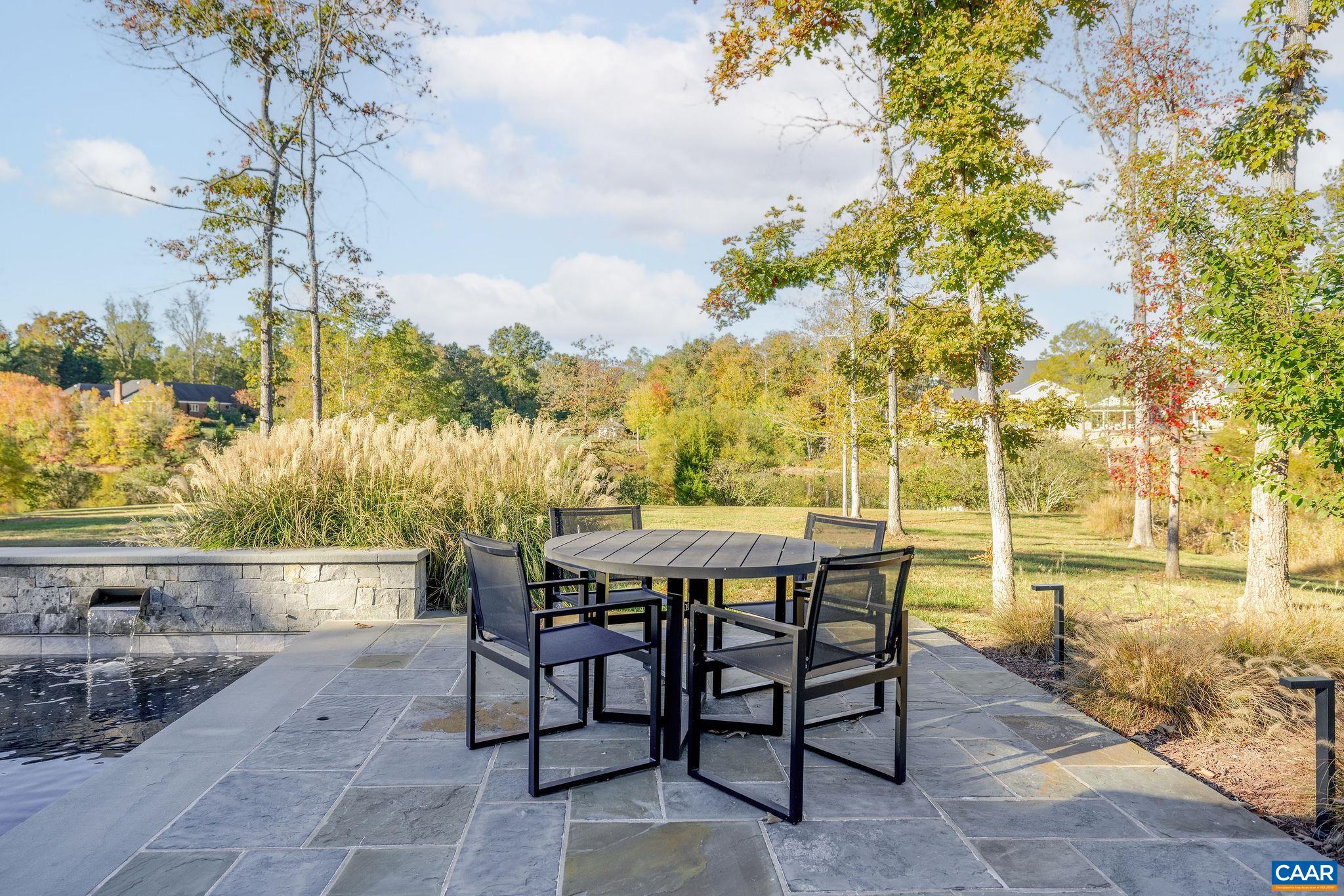 2775 PALMER DR