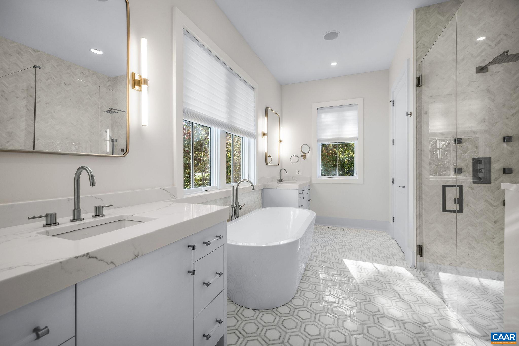 2775 PALMER DR