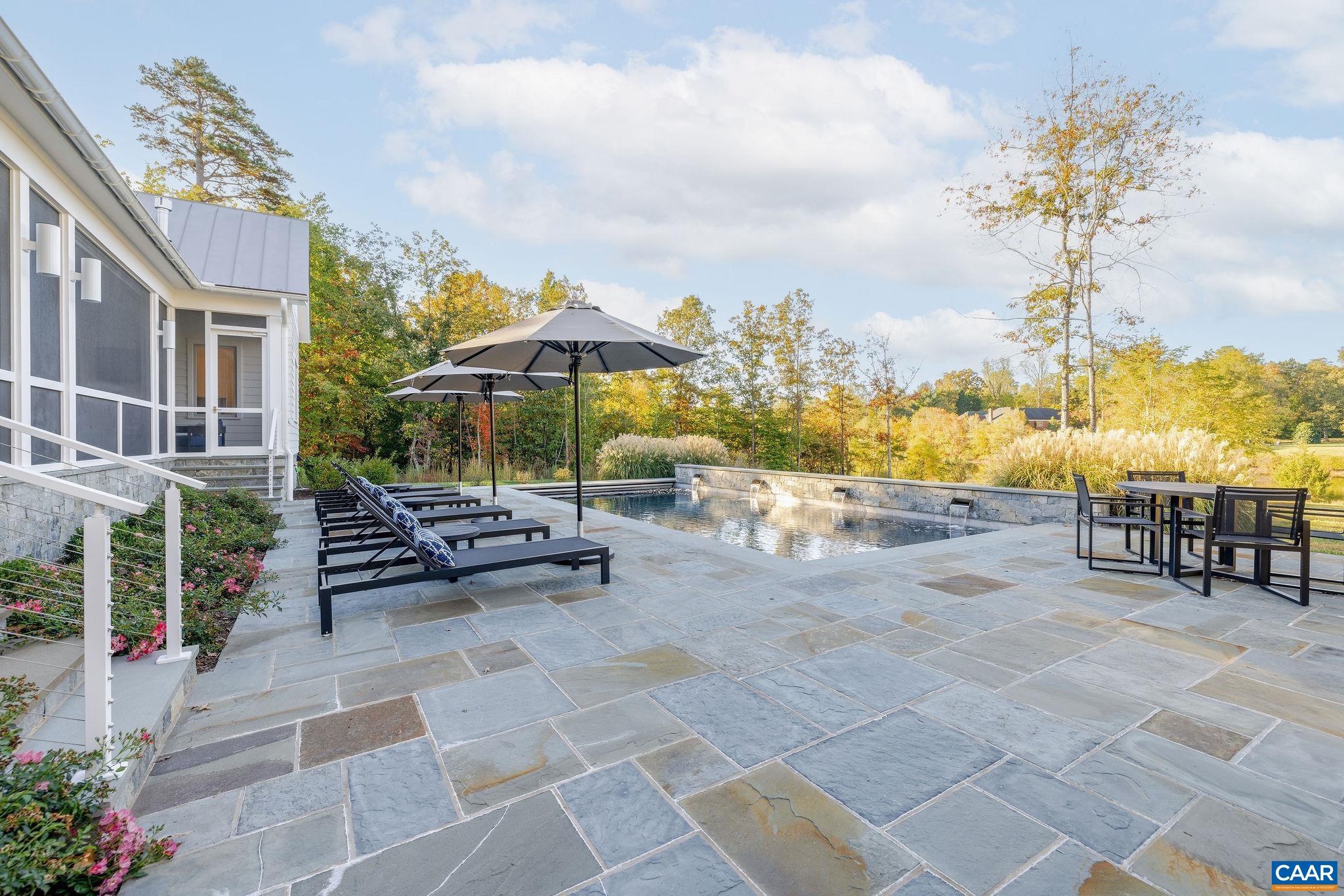 2775 PALMER DR