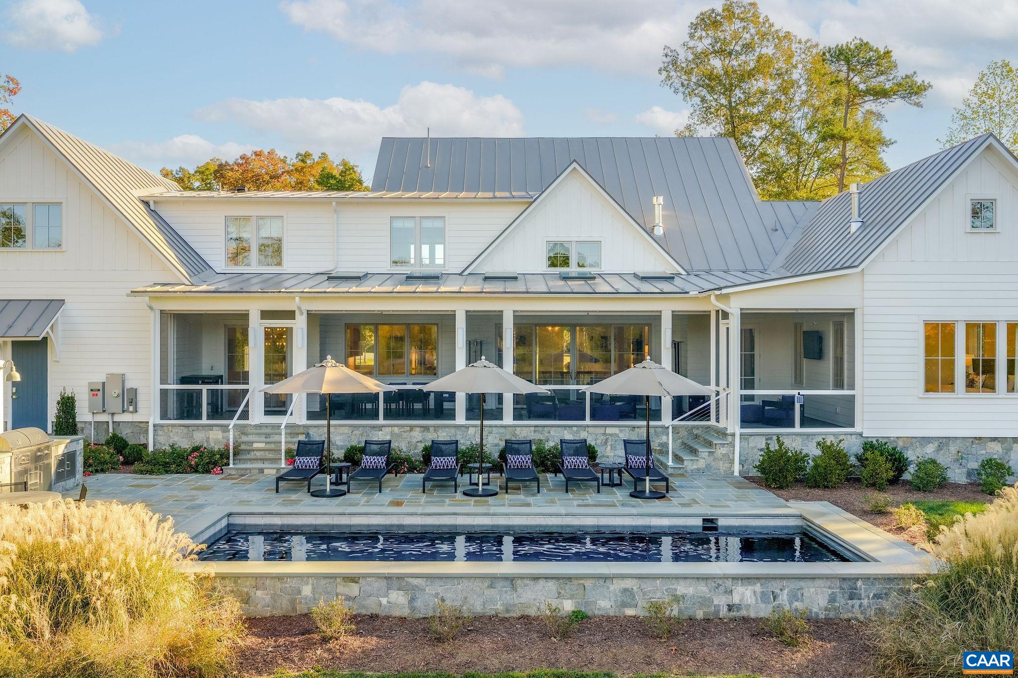 2775 PALMER DR