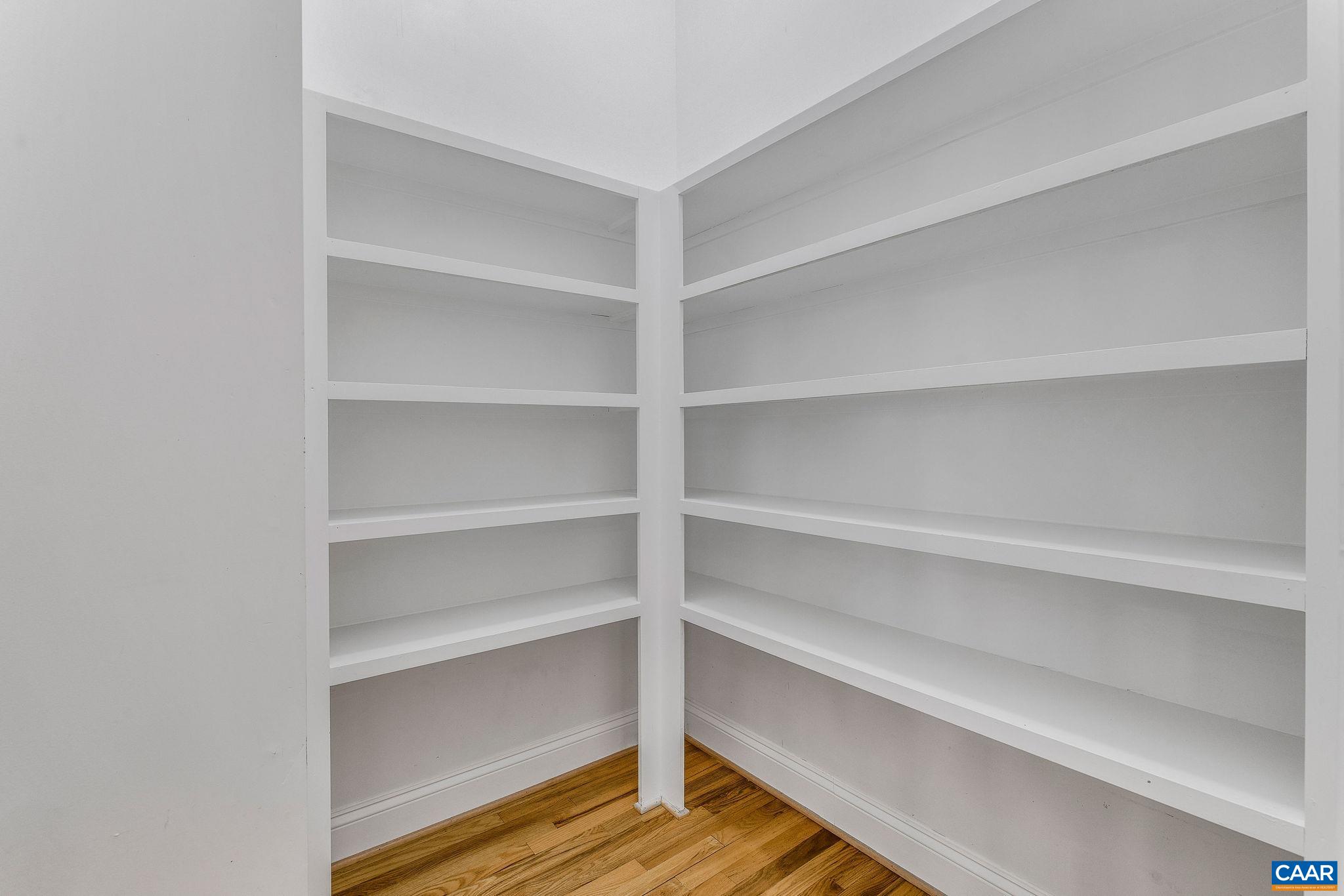 2556 SUMMIT RIDGE TRL