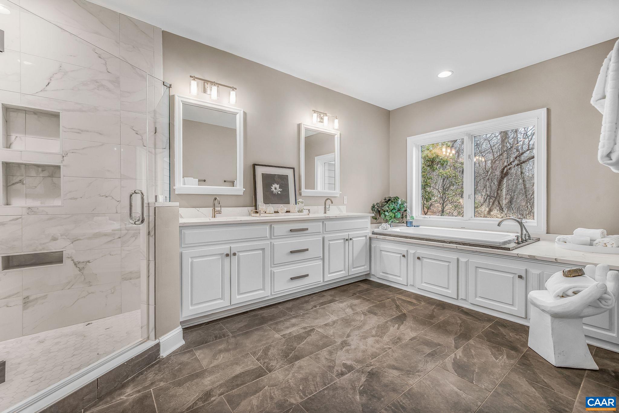 2556 SUMMIT RIDGE TRL