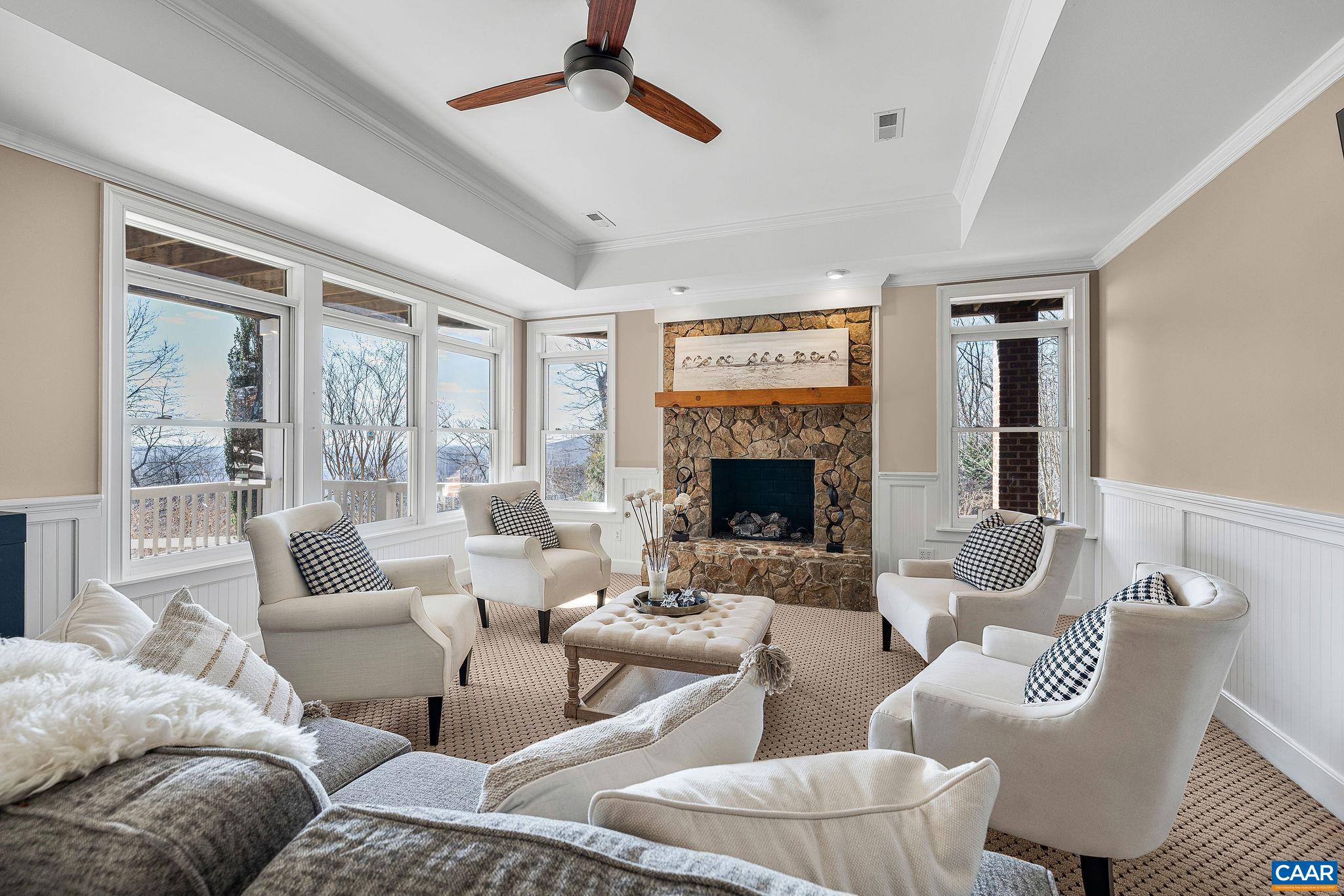 2556 SUMMIT RIDGE TRL