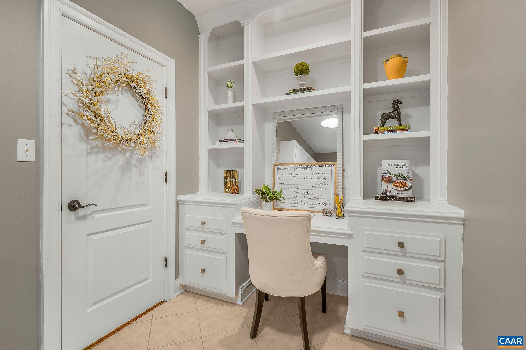 2556 SUMMIT RIDGE TRL