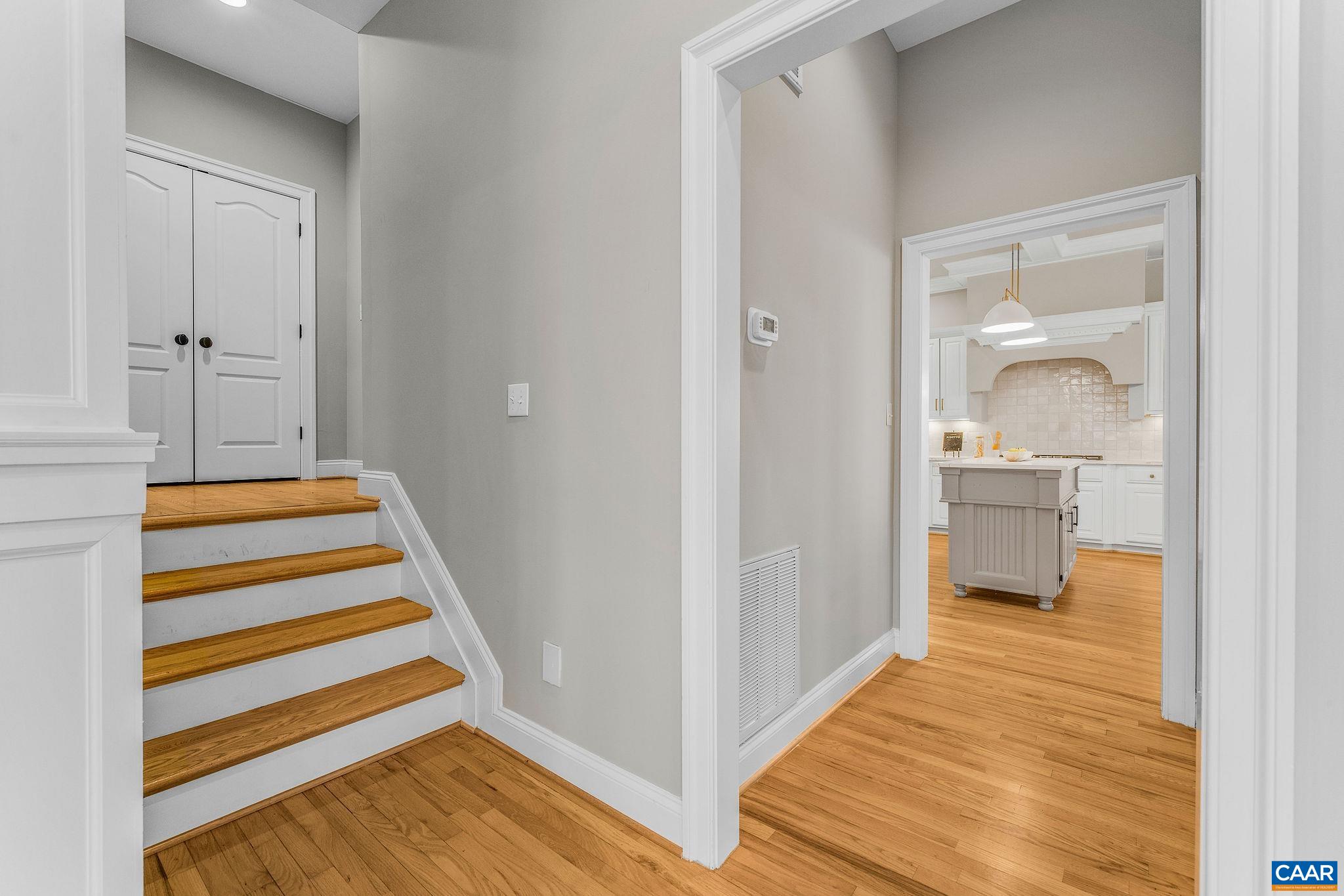 2556 SUMMIT RIDGE TRL