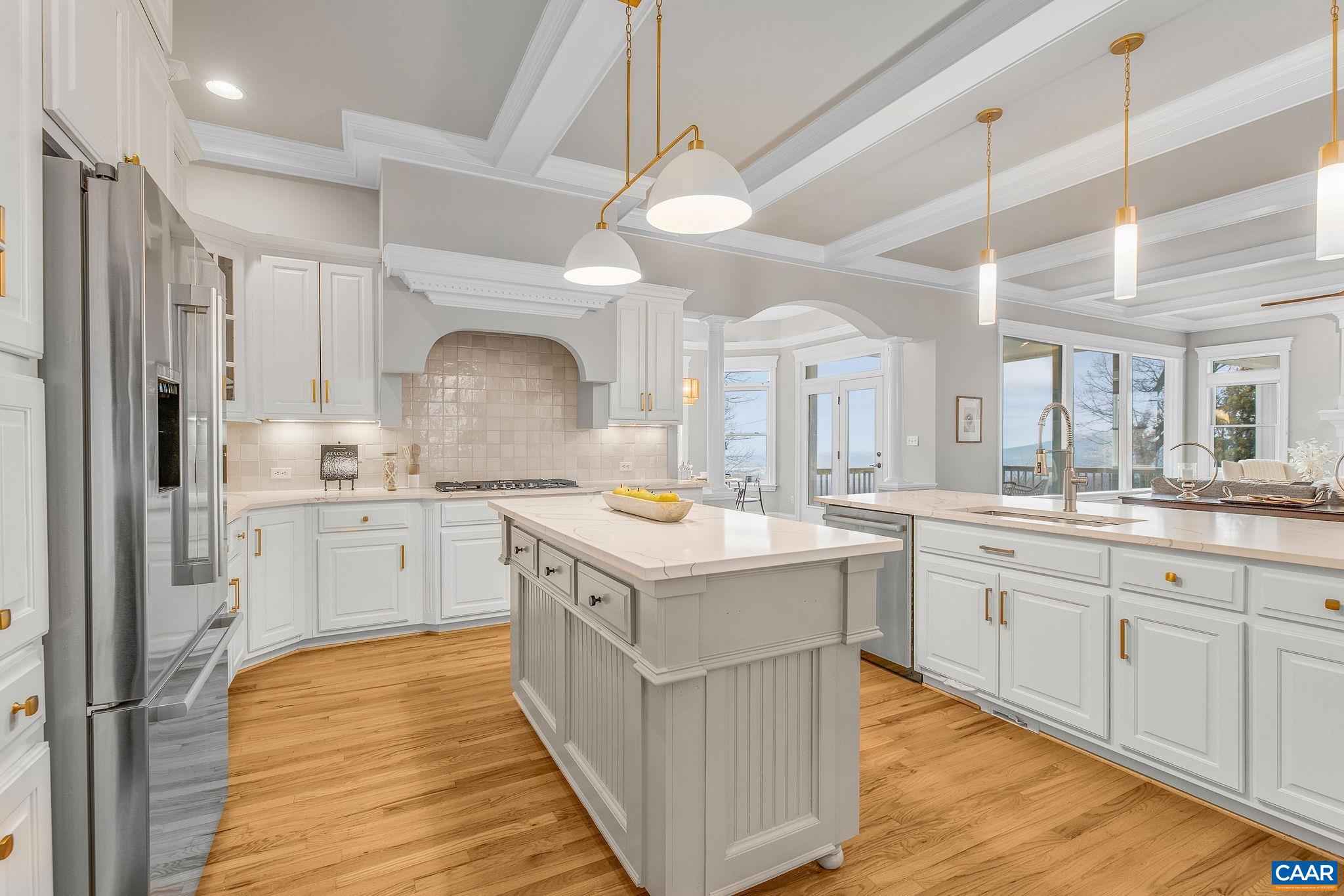 2556 SUMMIT RIDGE TRL