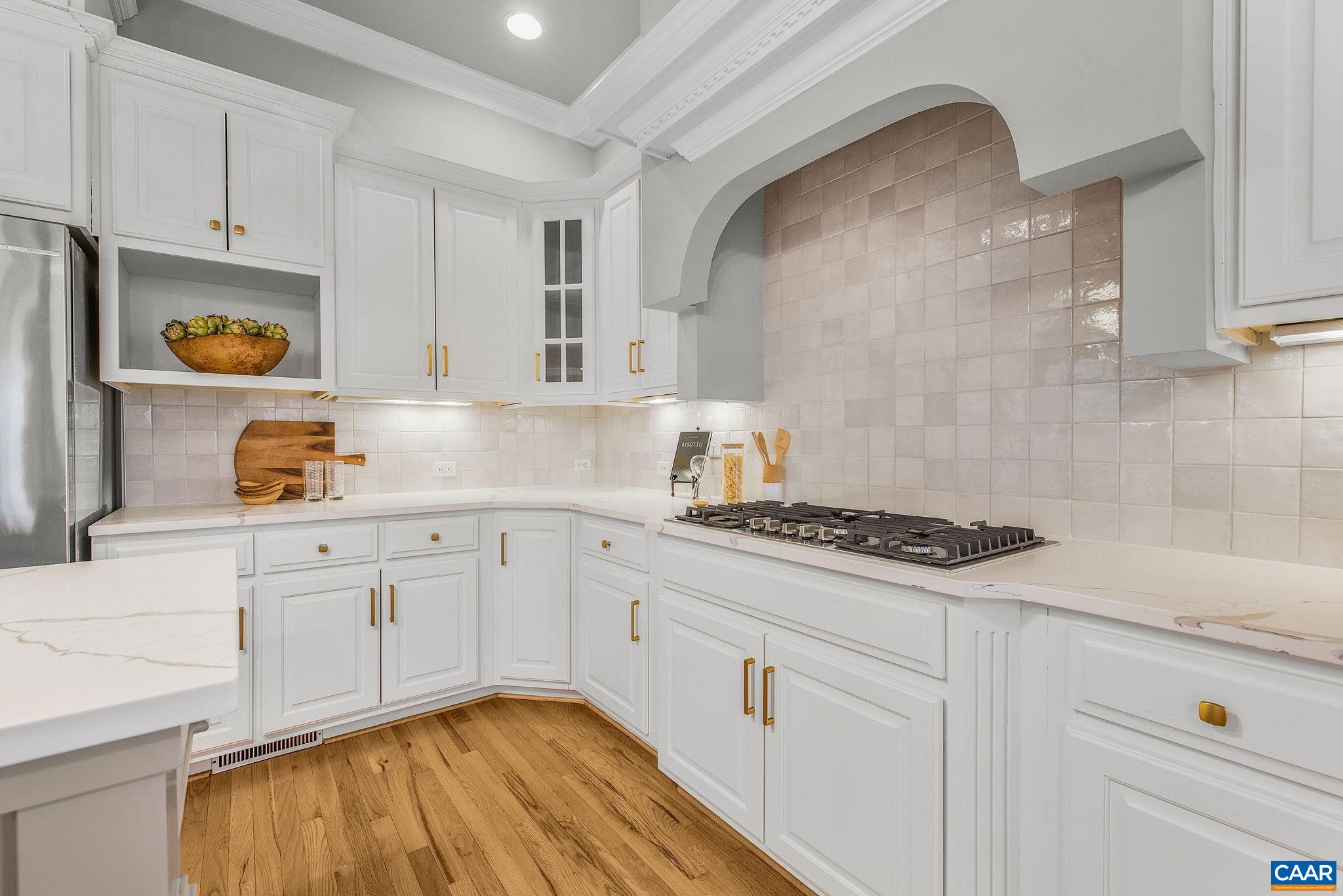 2556 SUMMIT RIDGE TRL