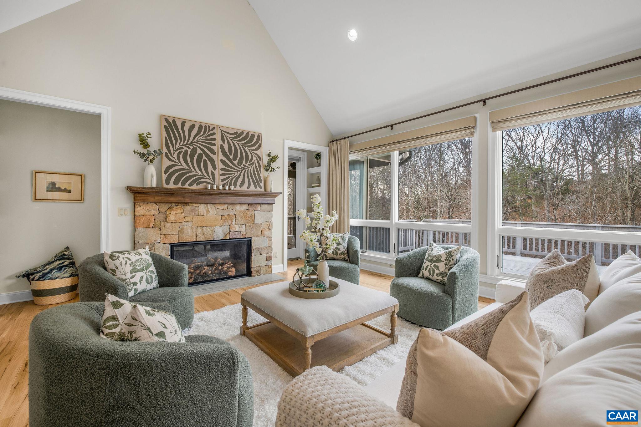2940 MILTON VILLAGE LN
