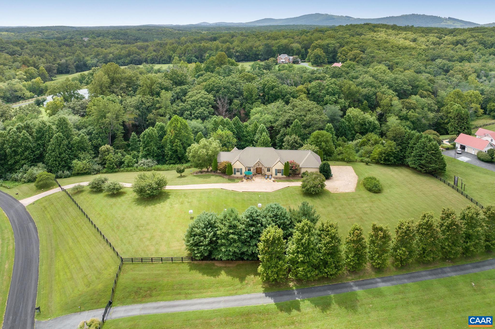 2940 MILTON VILLAGE LN