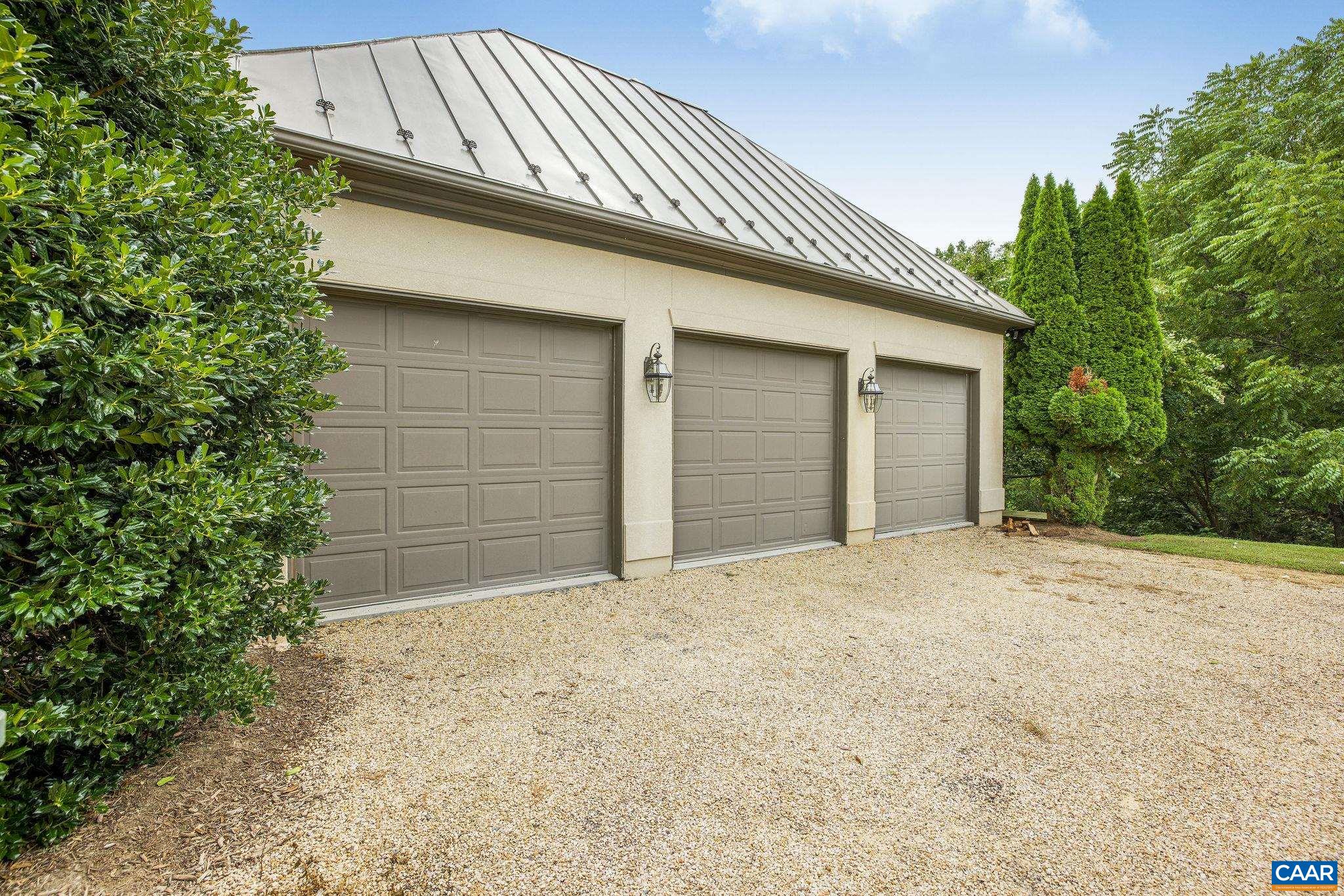 2940 MILTON VILLAGE LN