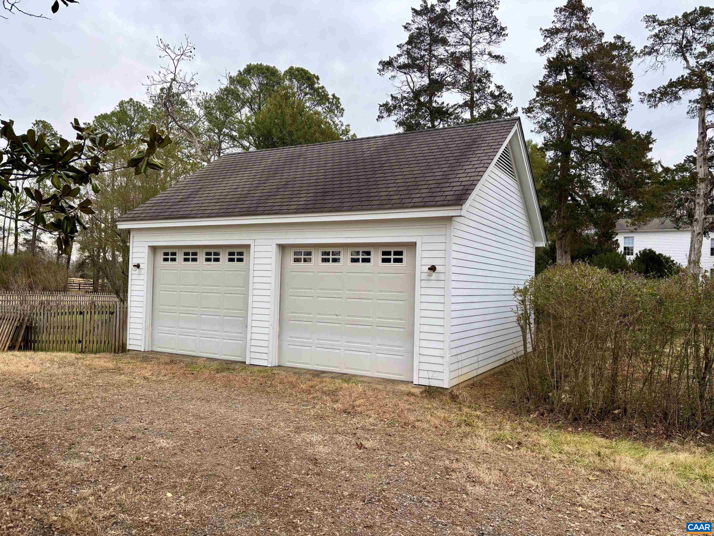 800 GLENDOWER RD