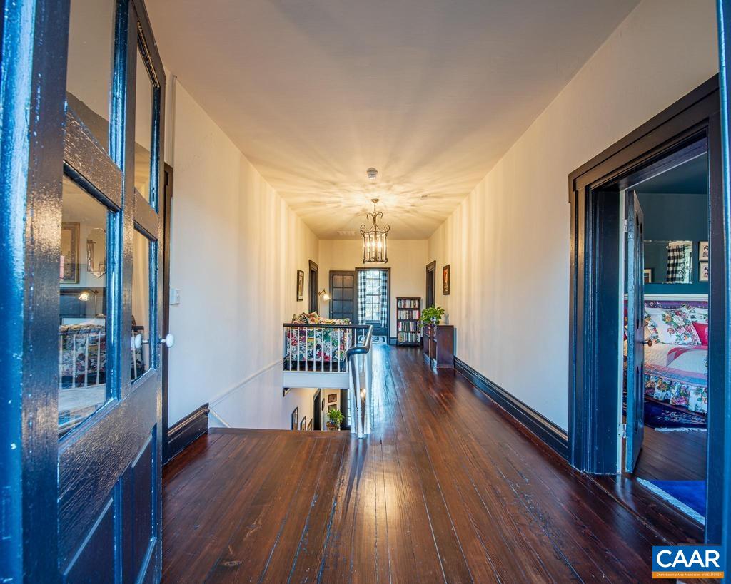 145 AMPTHILL RD