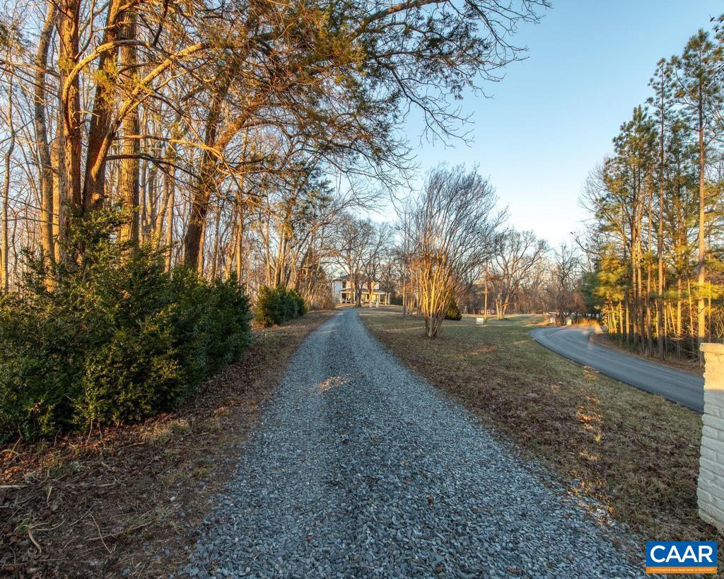 145 AMPTHILL RD