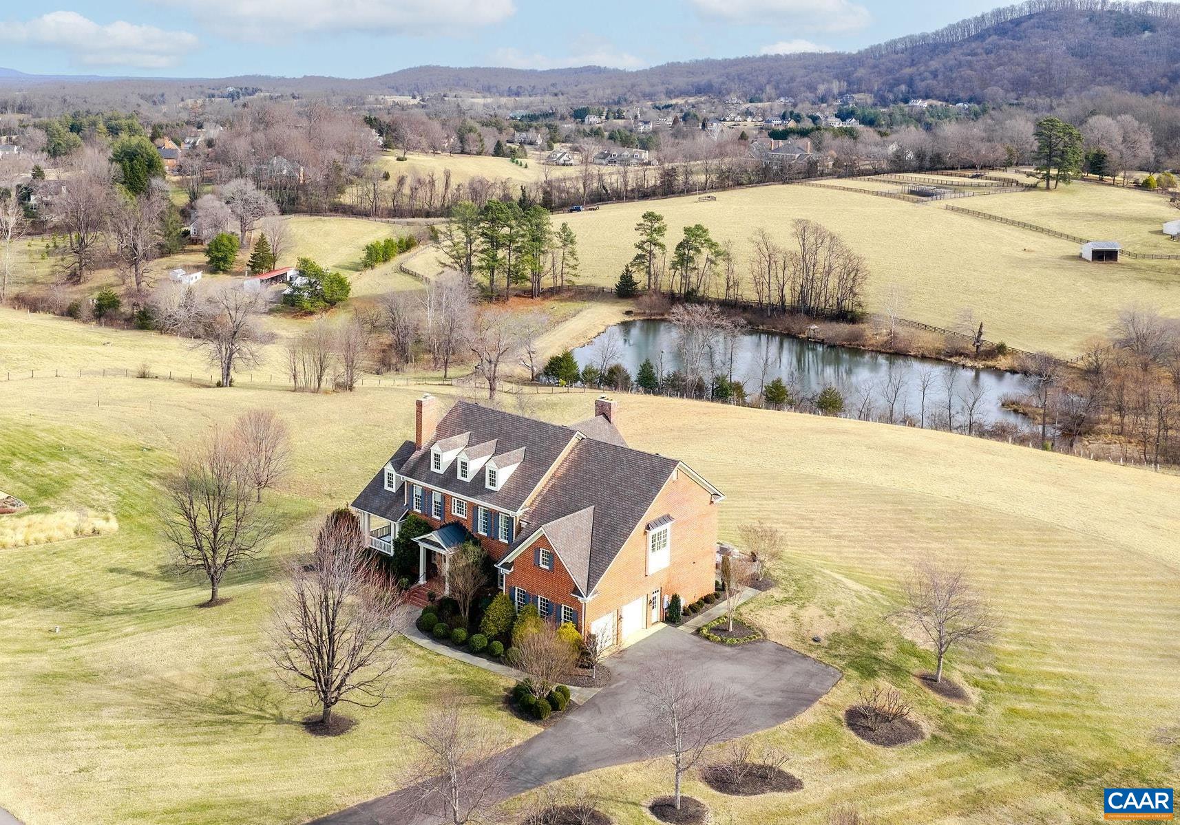 585 RAGGED MOUNTAIN DR