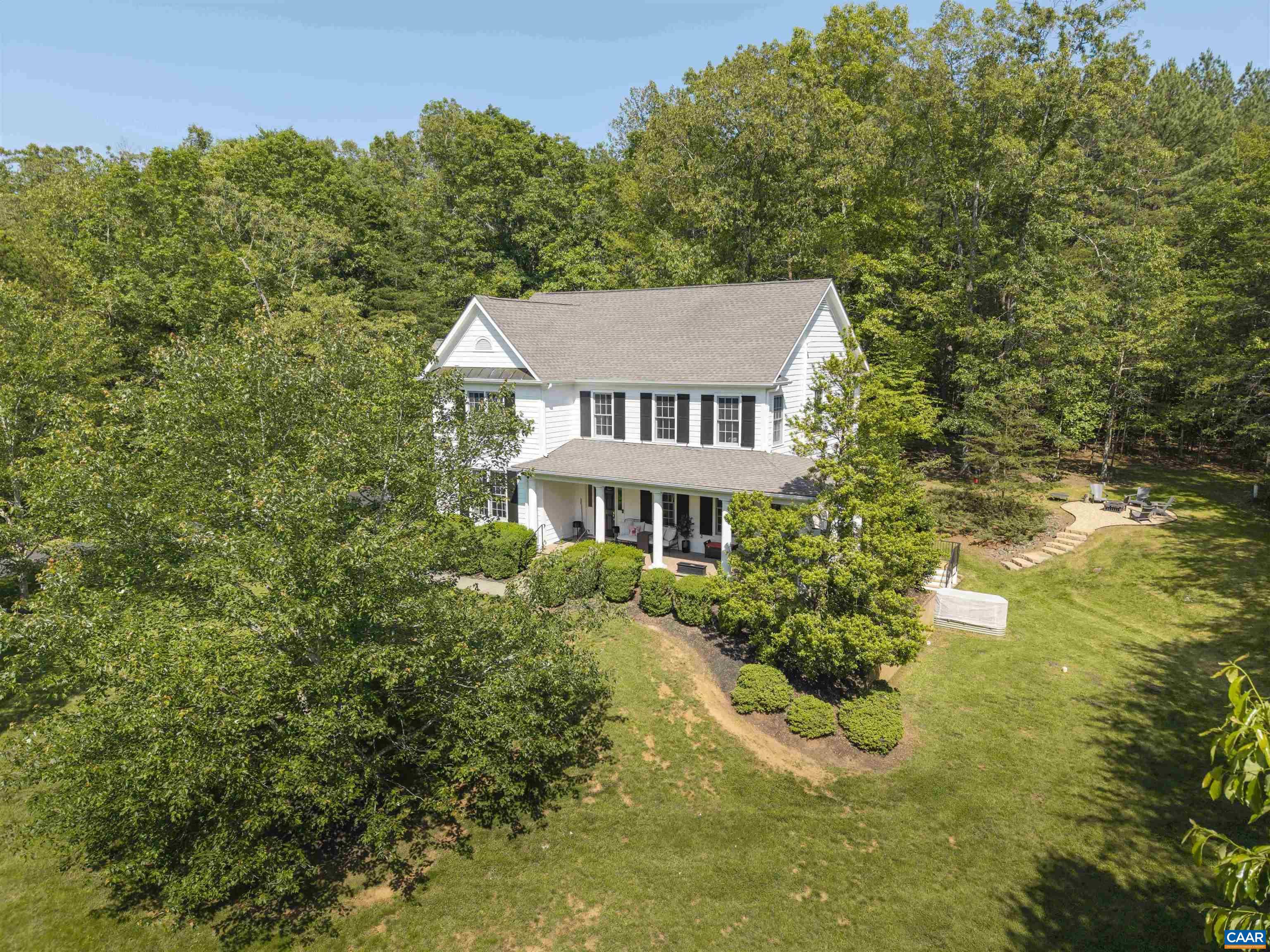 4275 REDWOOD LN