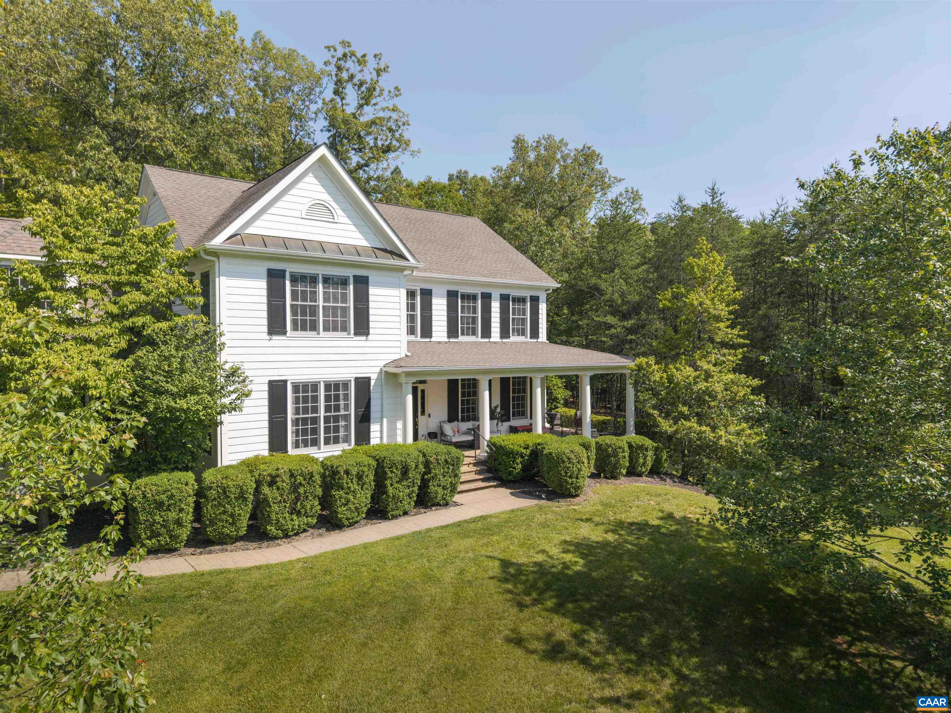 4275 REDWOOD LN
