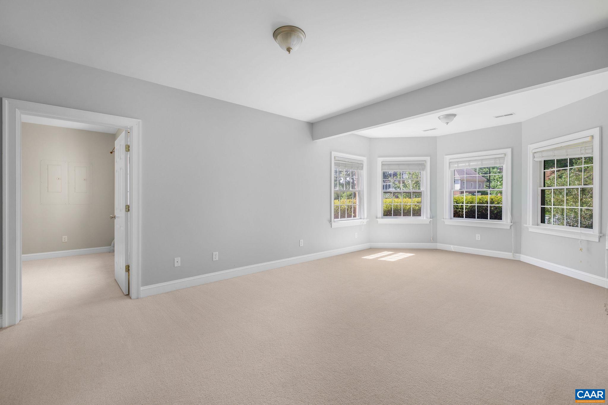 2420 PENDOWER LN