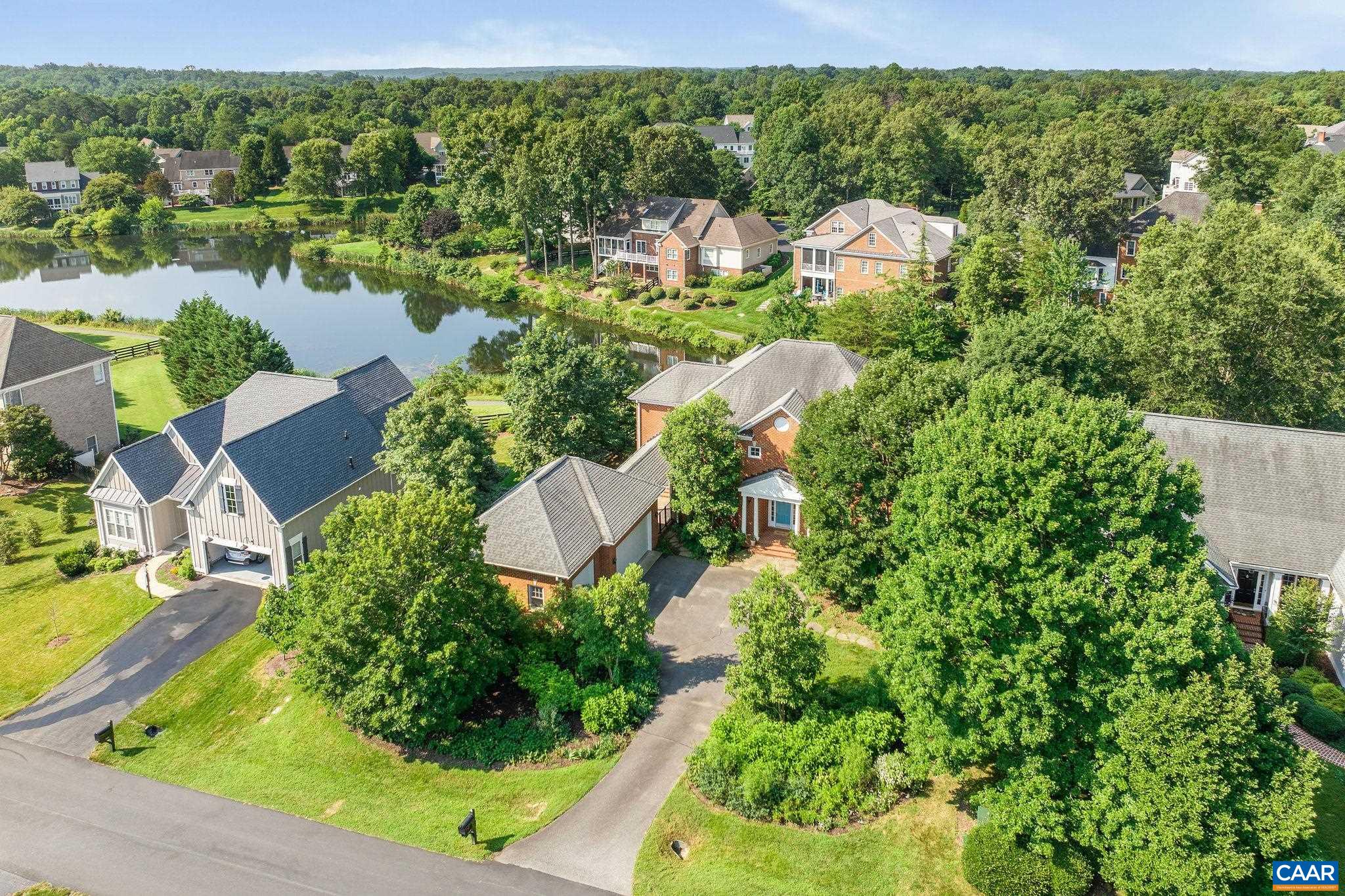 2420 PENDOWER LN