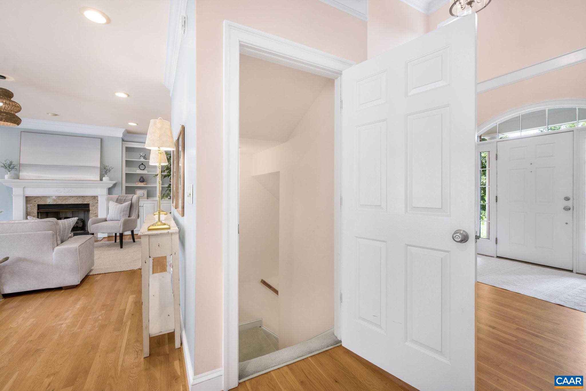 2420 PENDOWER LN