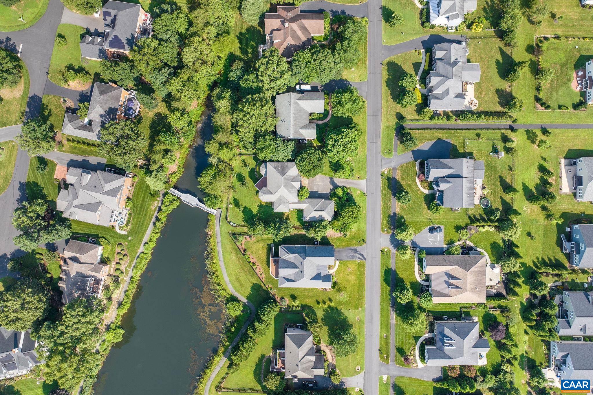 2420 PENDOWER LN