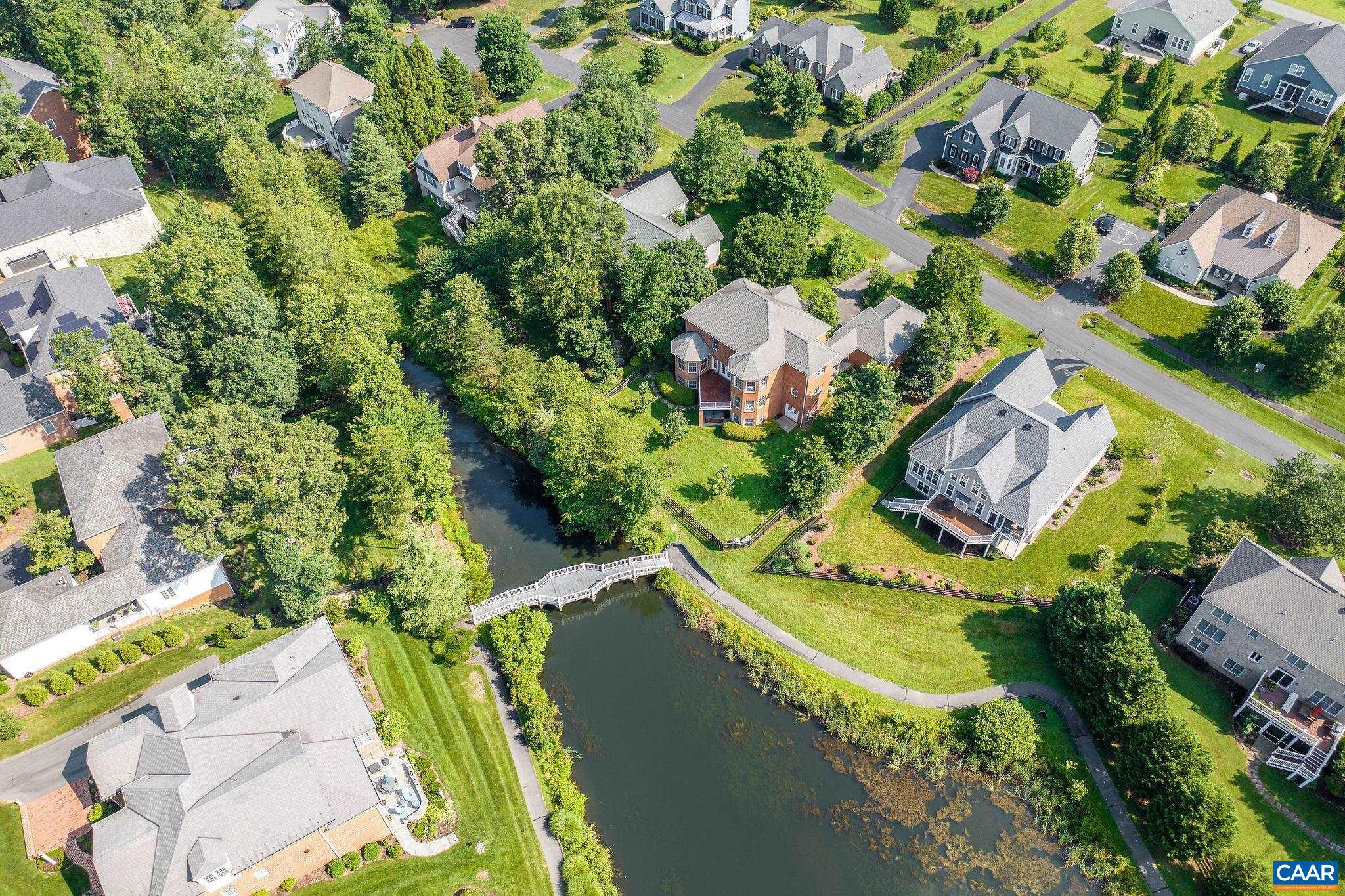 2420 PENDOWER LN