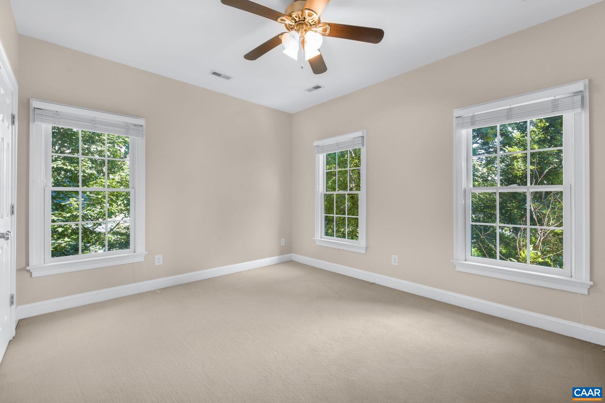 2420 PENDOWER LN