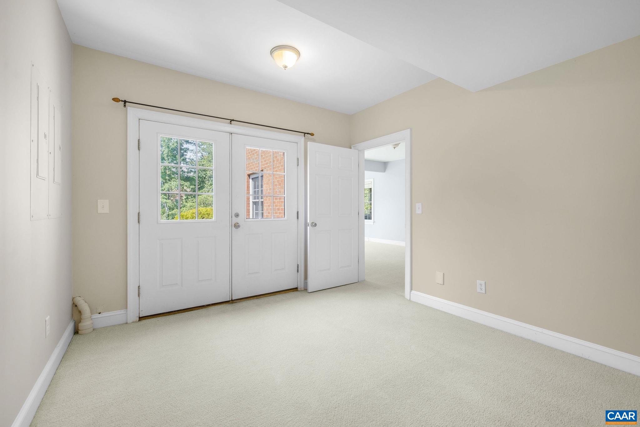 2420 PENDOWER LN