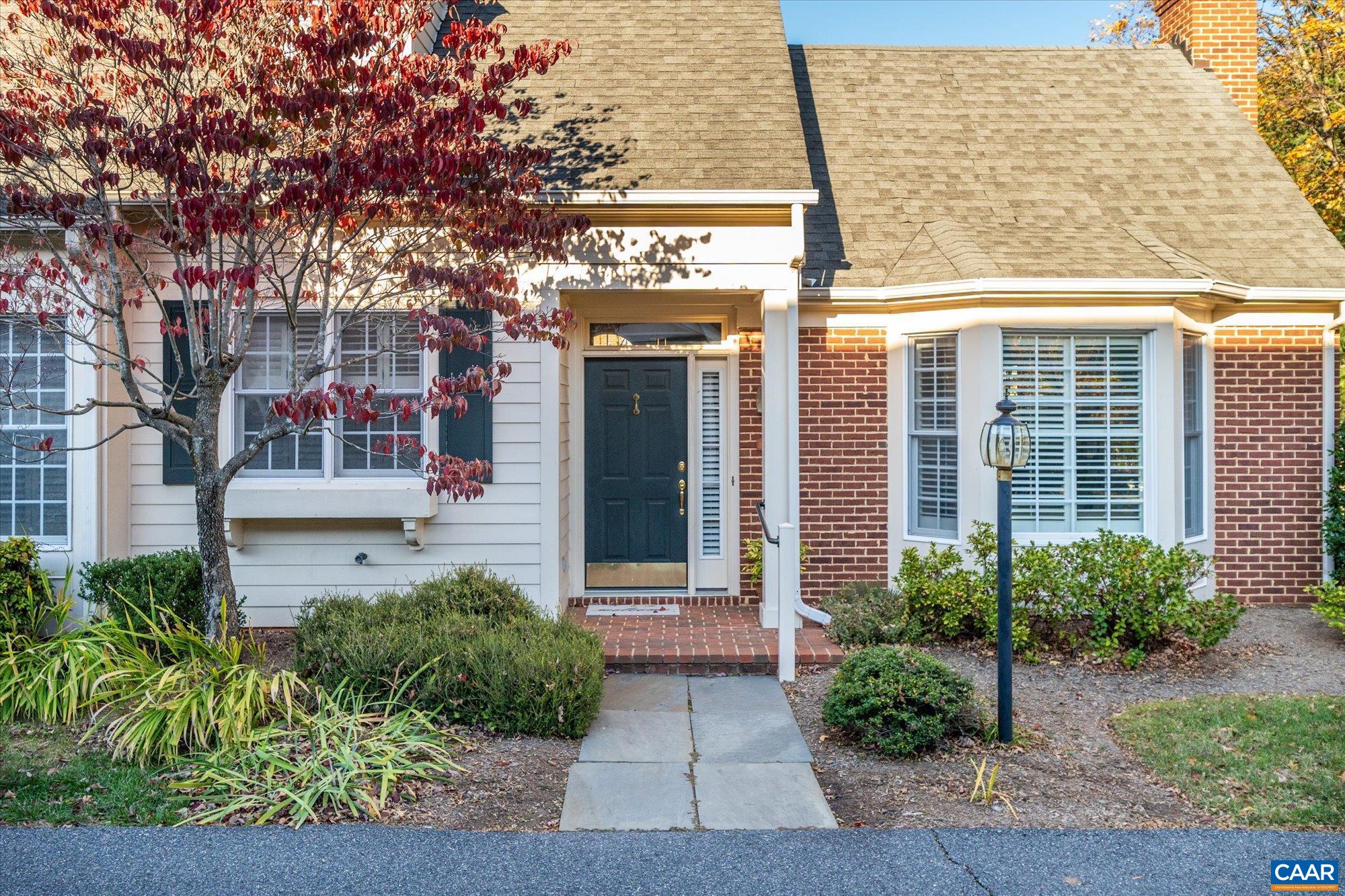 1116 MARION DR