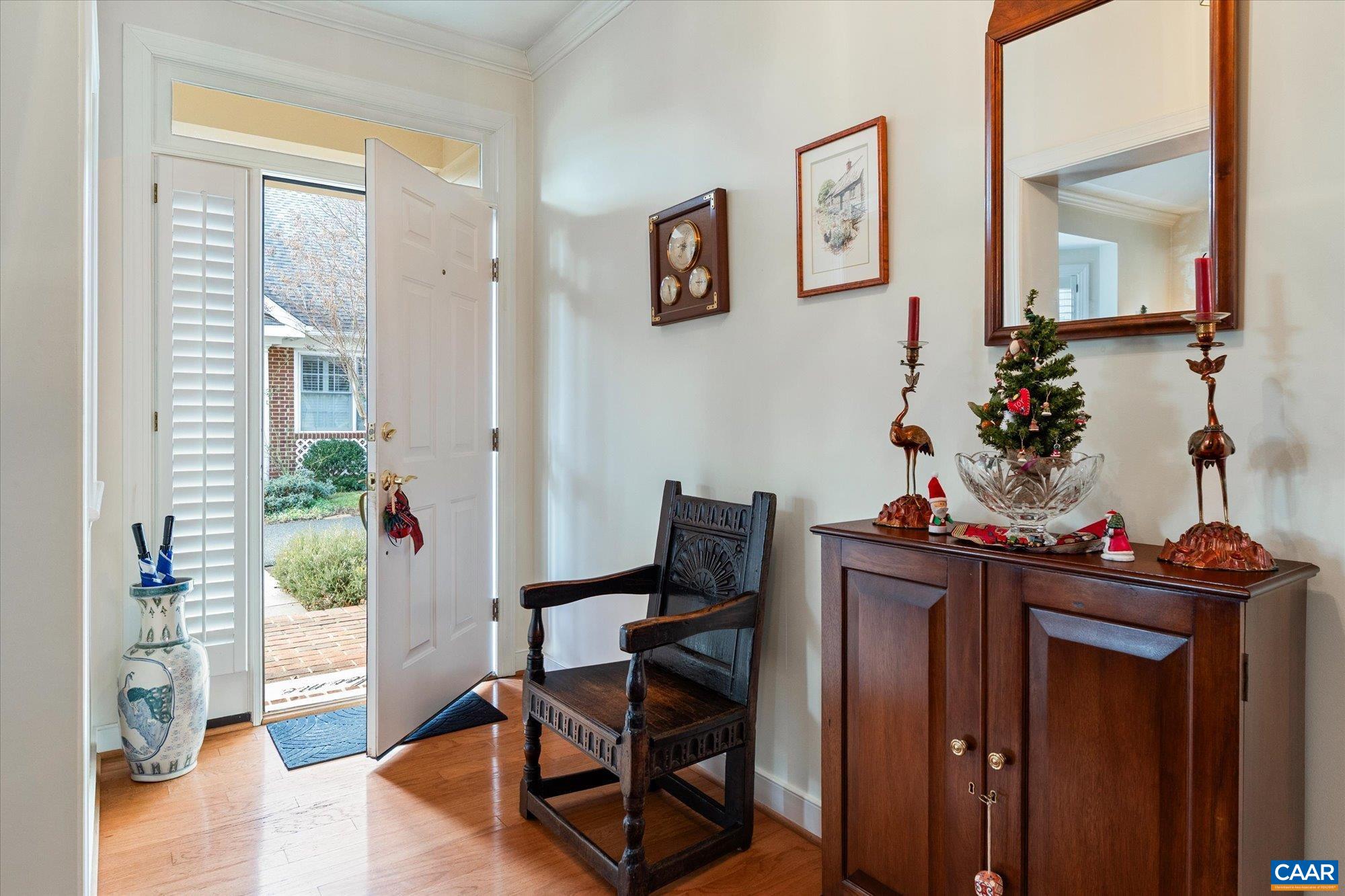 1116 MARION DR