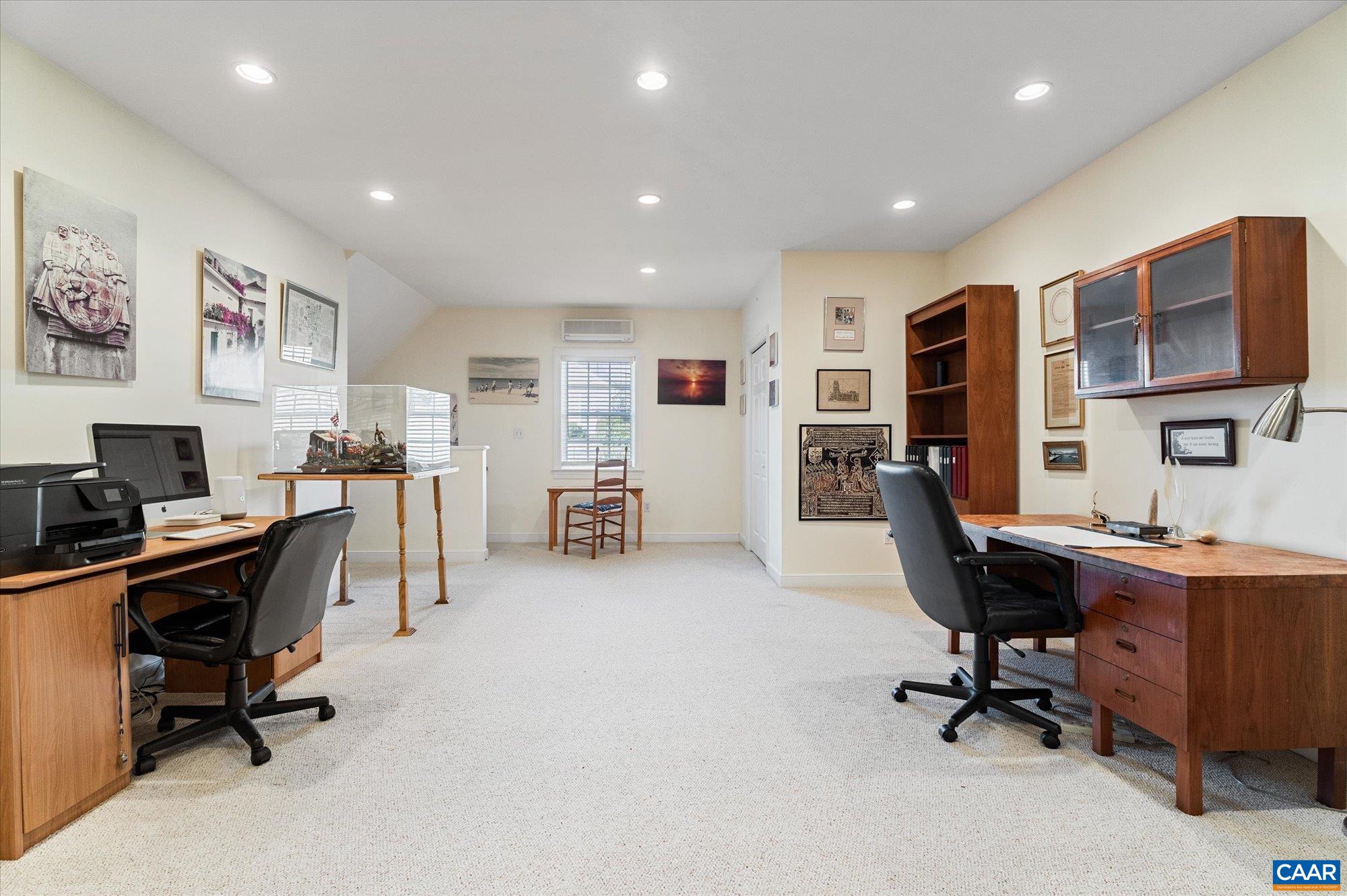 1116 MARION DR
