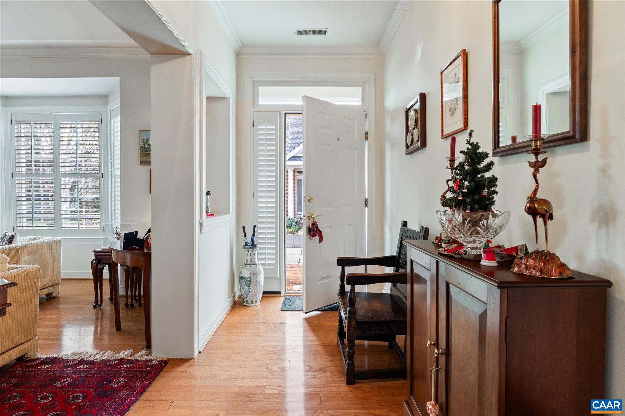1116 MARION DR