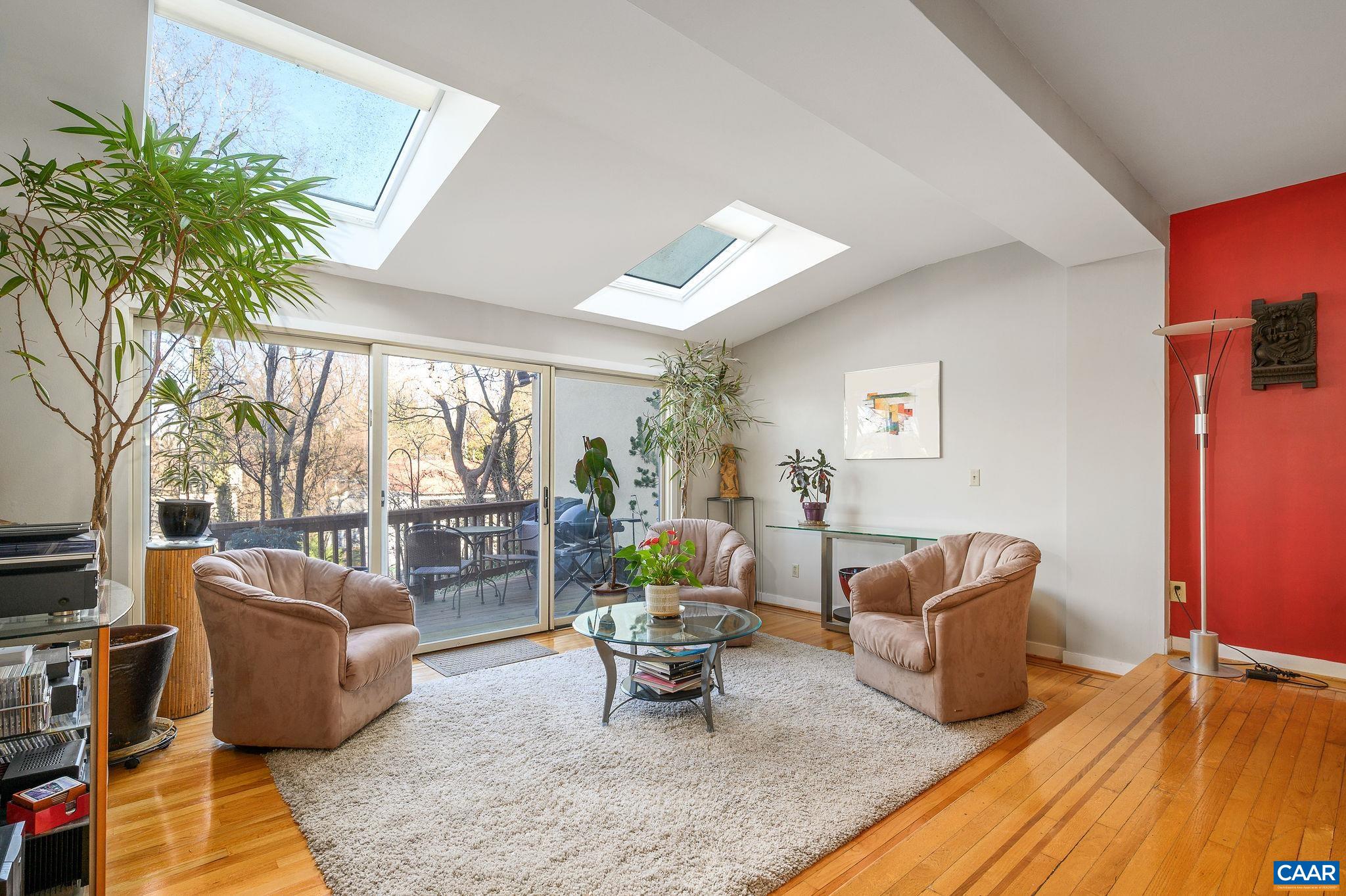 311 NW 2ND ST Unit: B