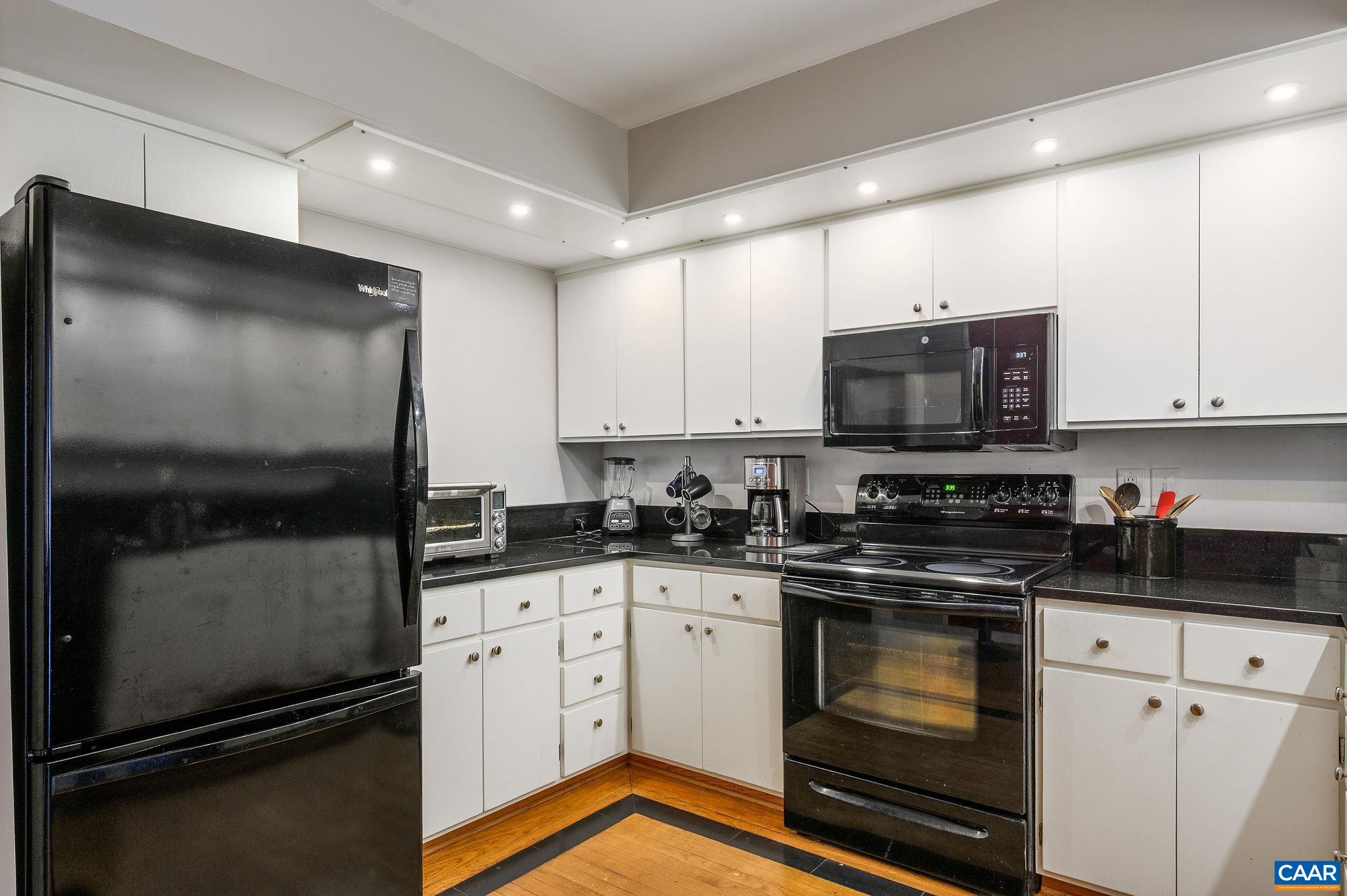 311 NW 2ND ST Unit: B