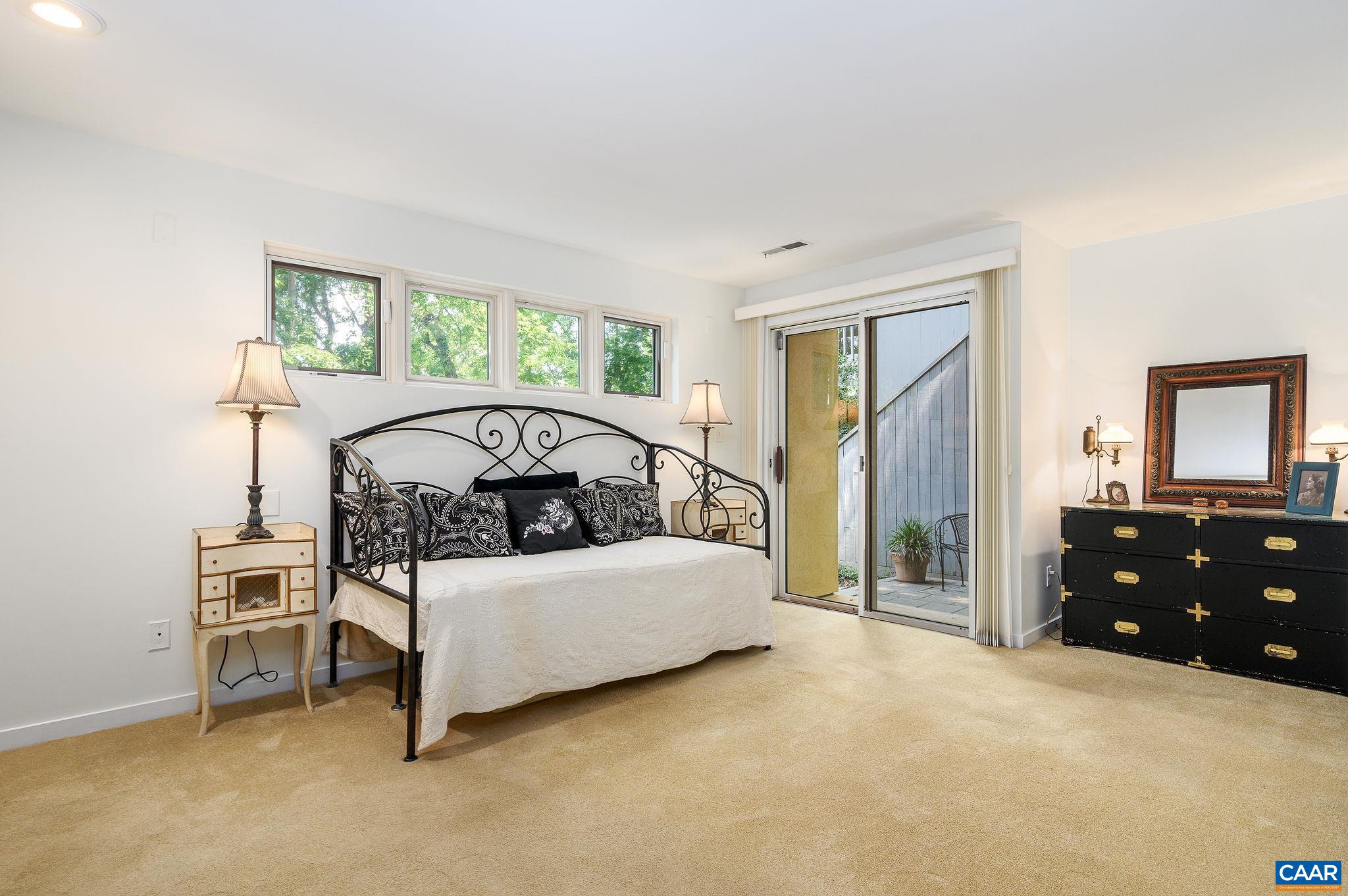 207 NW 2ND ST Unit: D