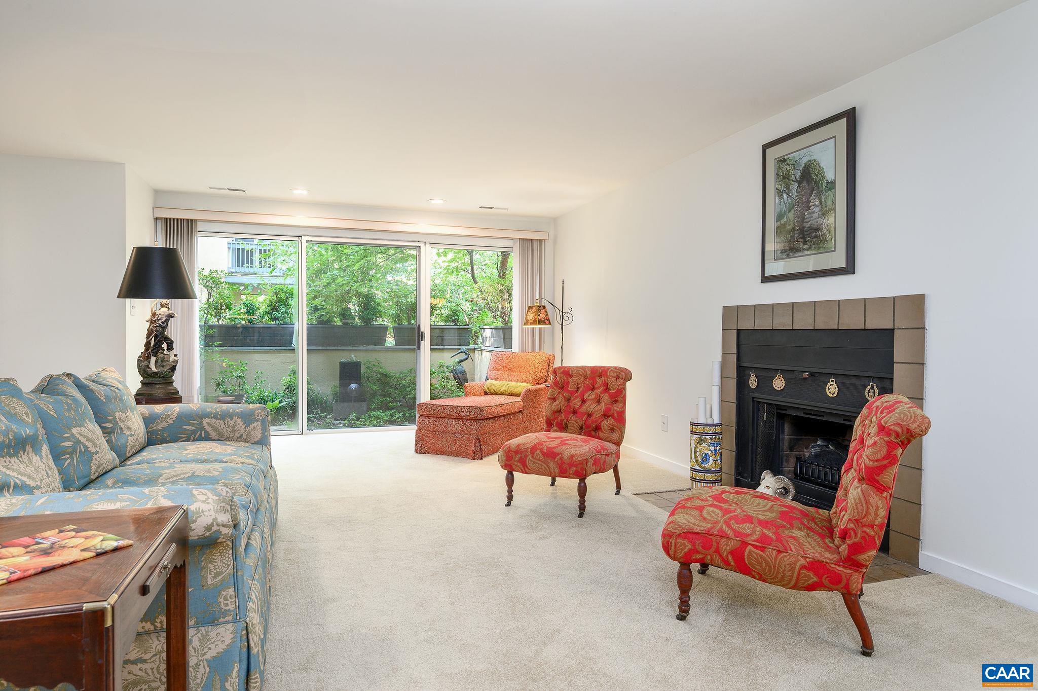 207 NW 2ND ST Unit: D