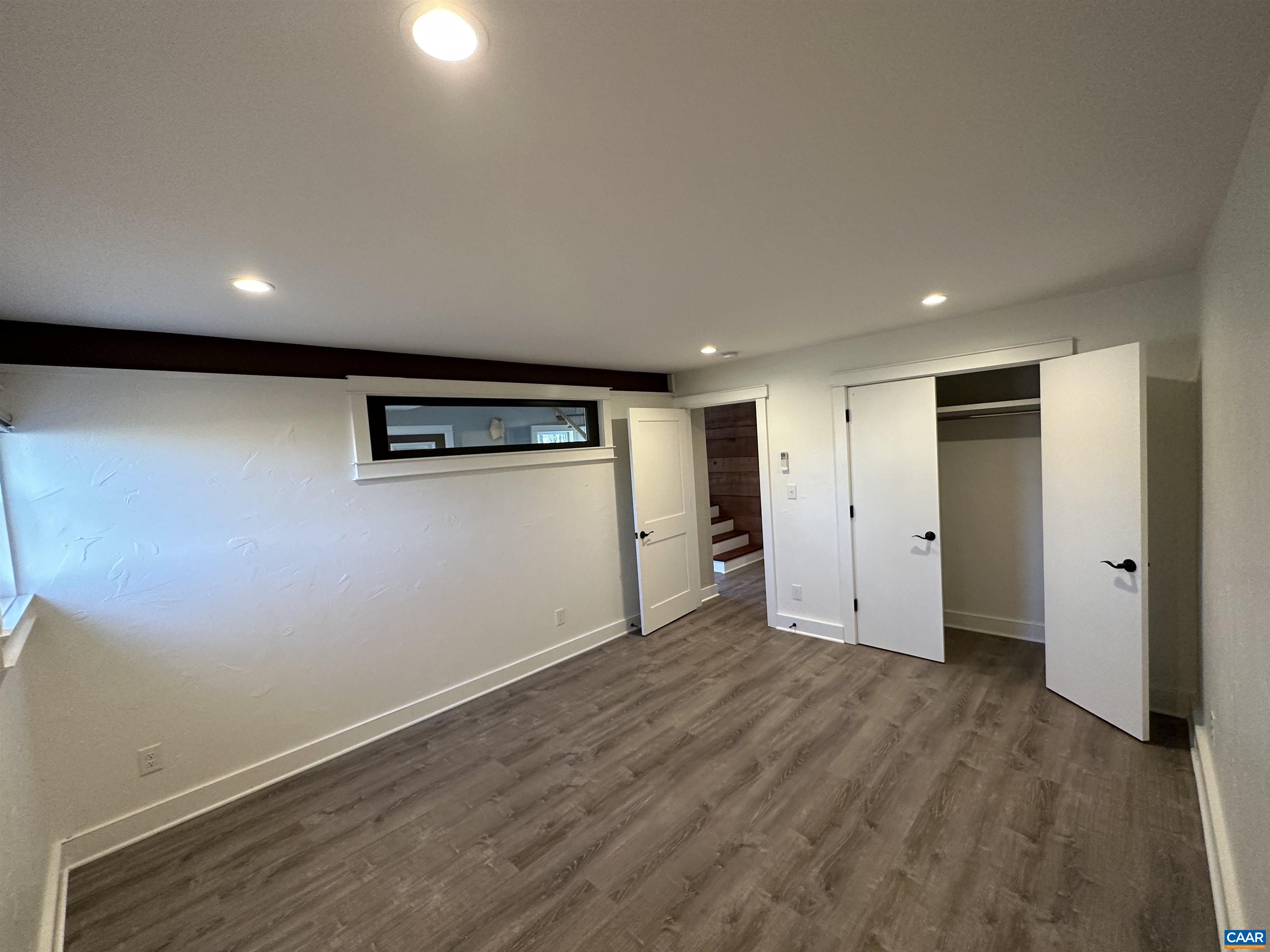 652 IVY HL