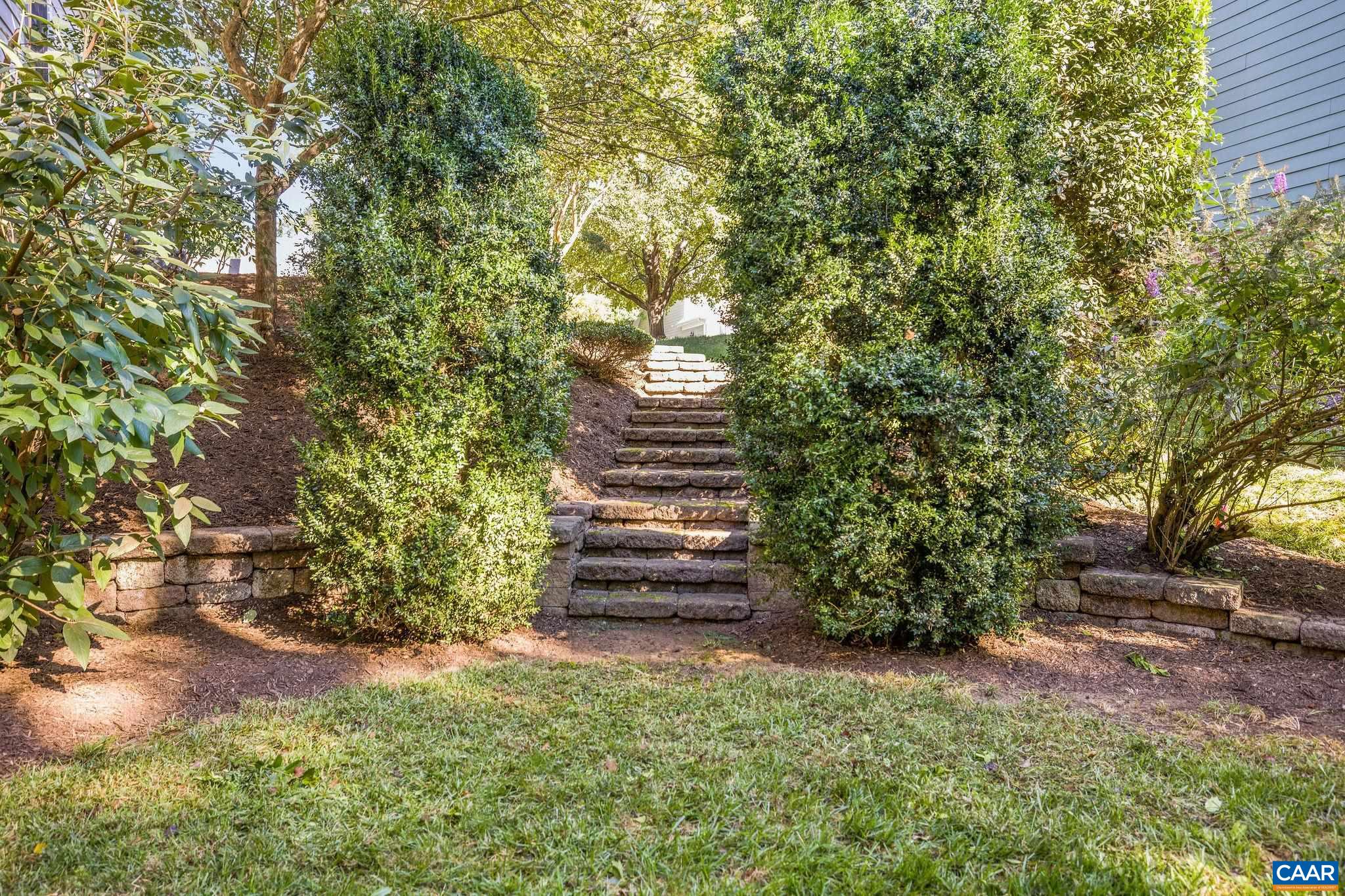 1719 MONET HILL