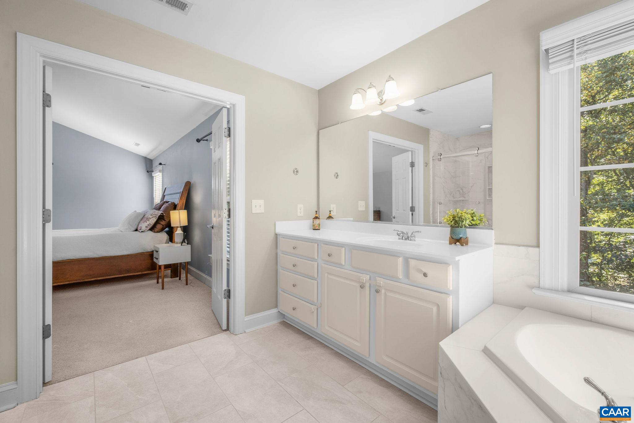 1719 MONET HILL