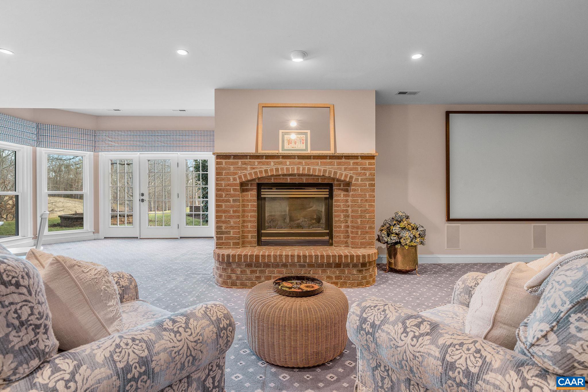 3141 Darby Rd