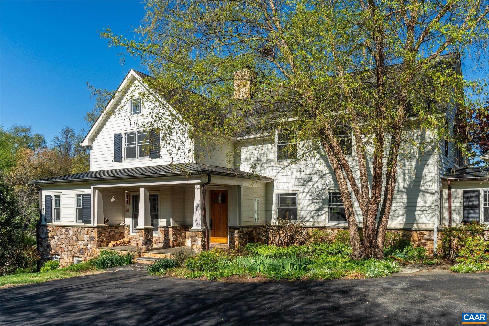 3135 ROCKS FARM CT