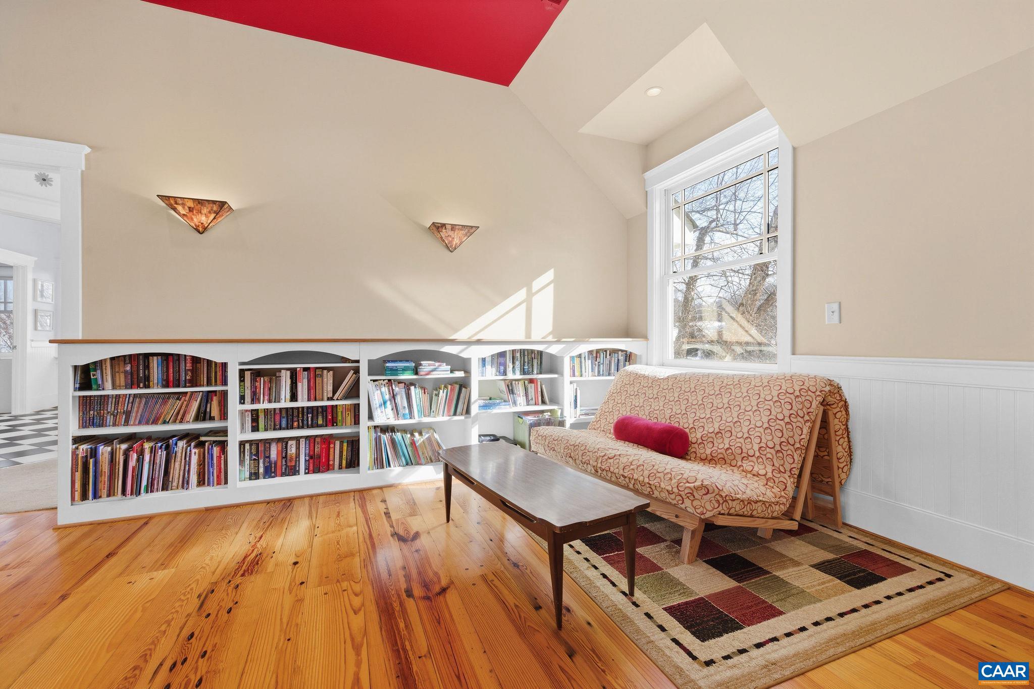 3135 ROCKS FARM CT