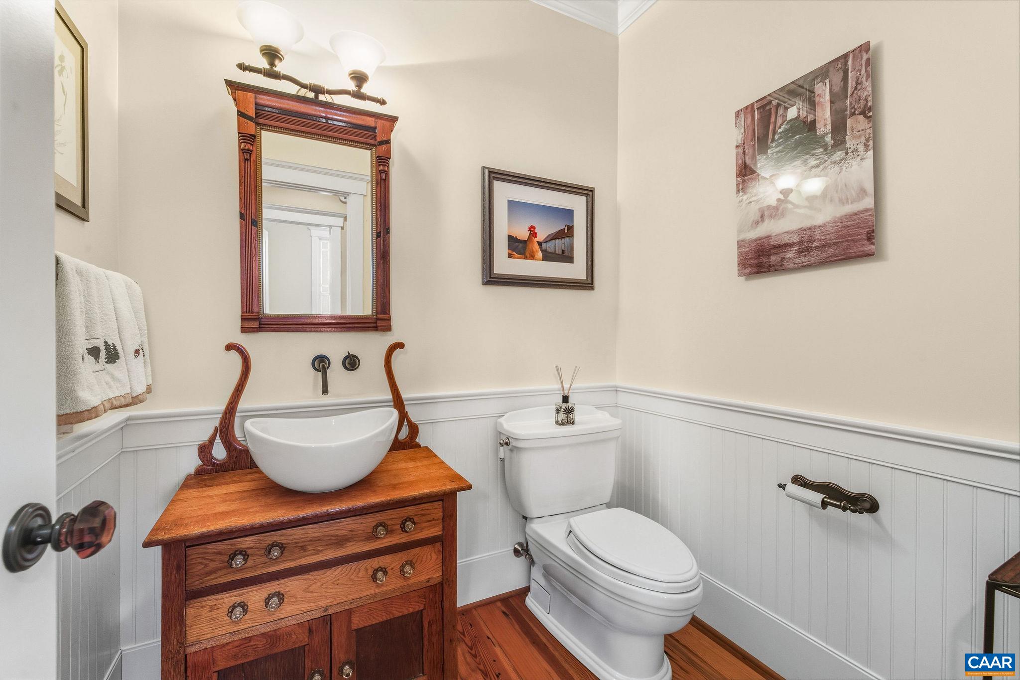 3135 ROCKS FARM CT