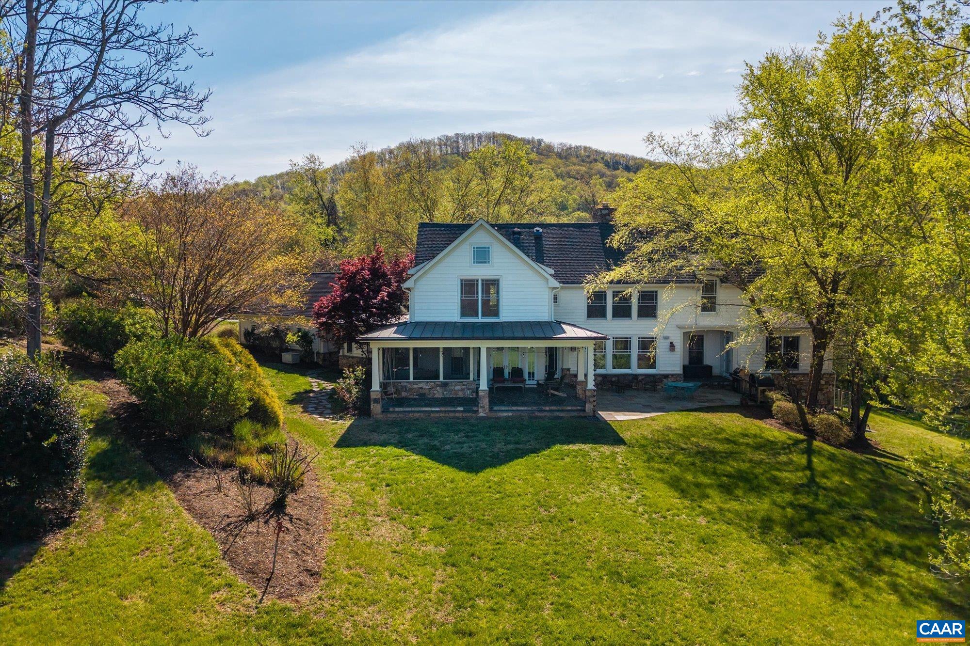 3135 ROCKS FARM CT