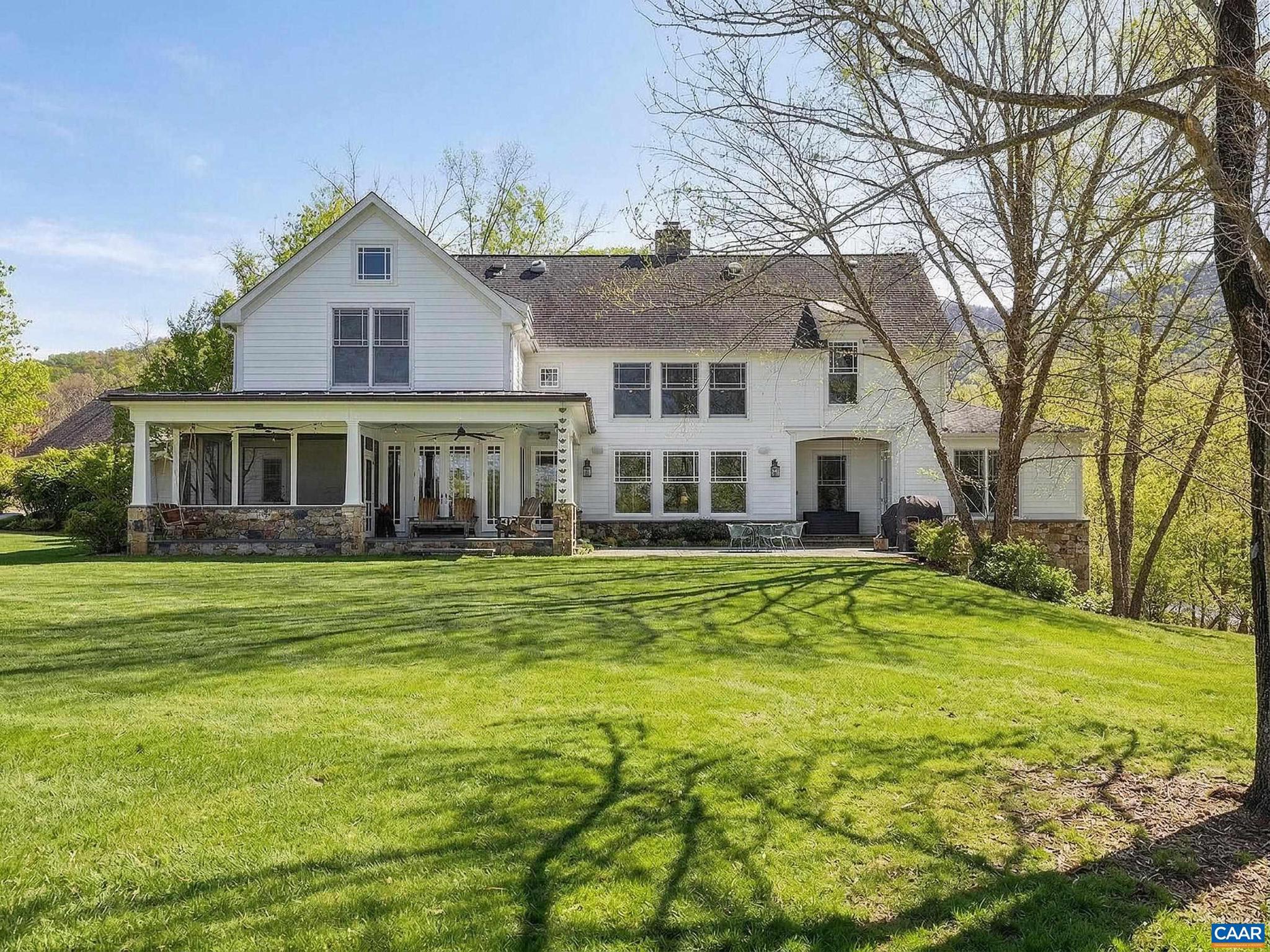 3135 ROCKS FARM CT