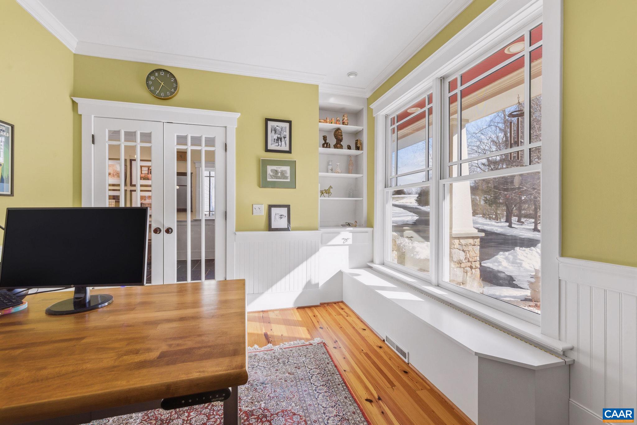 3135 ROCKS FARM CT