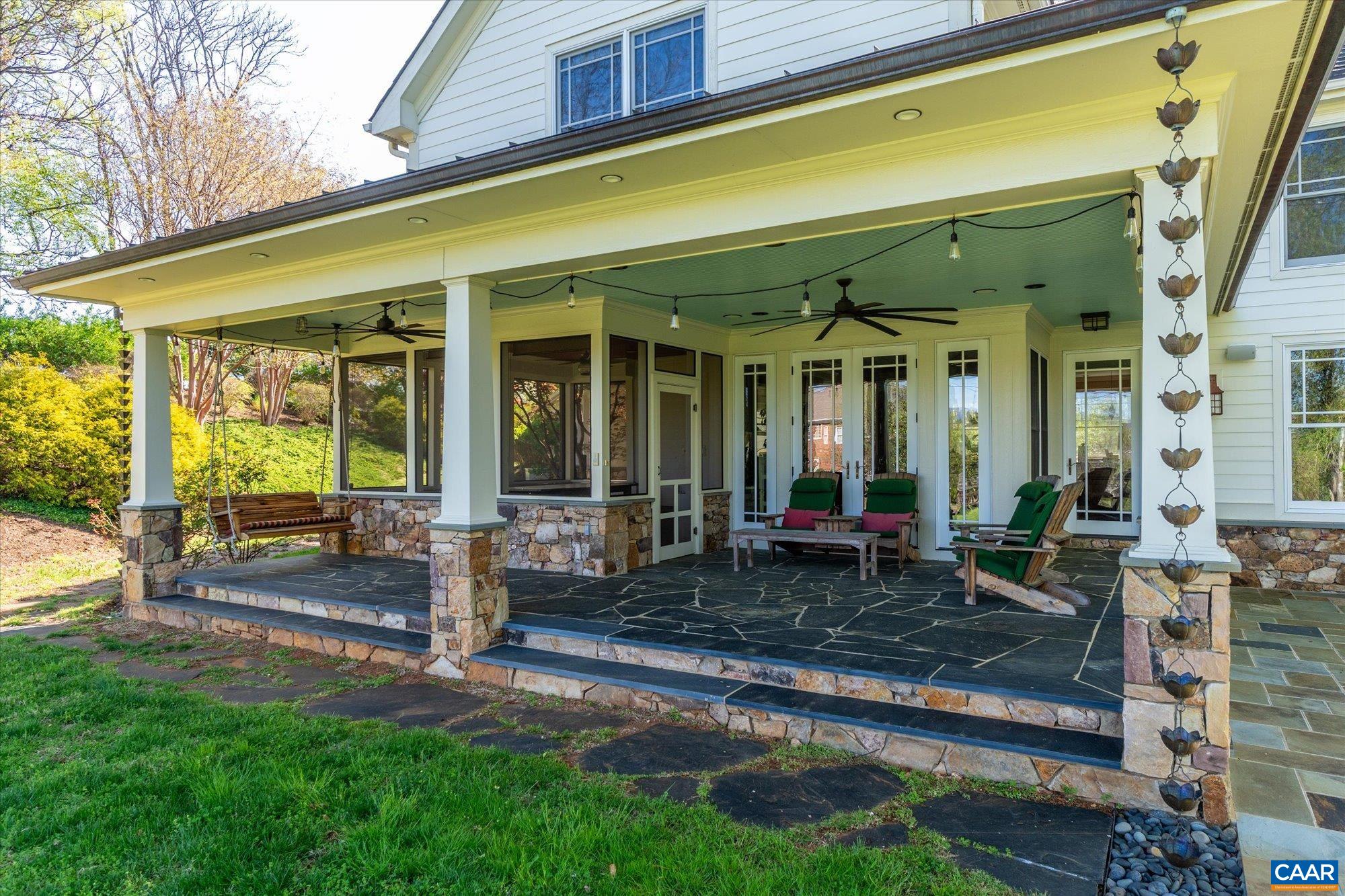 3135 ROCKS FARM CT