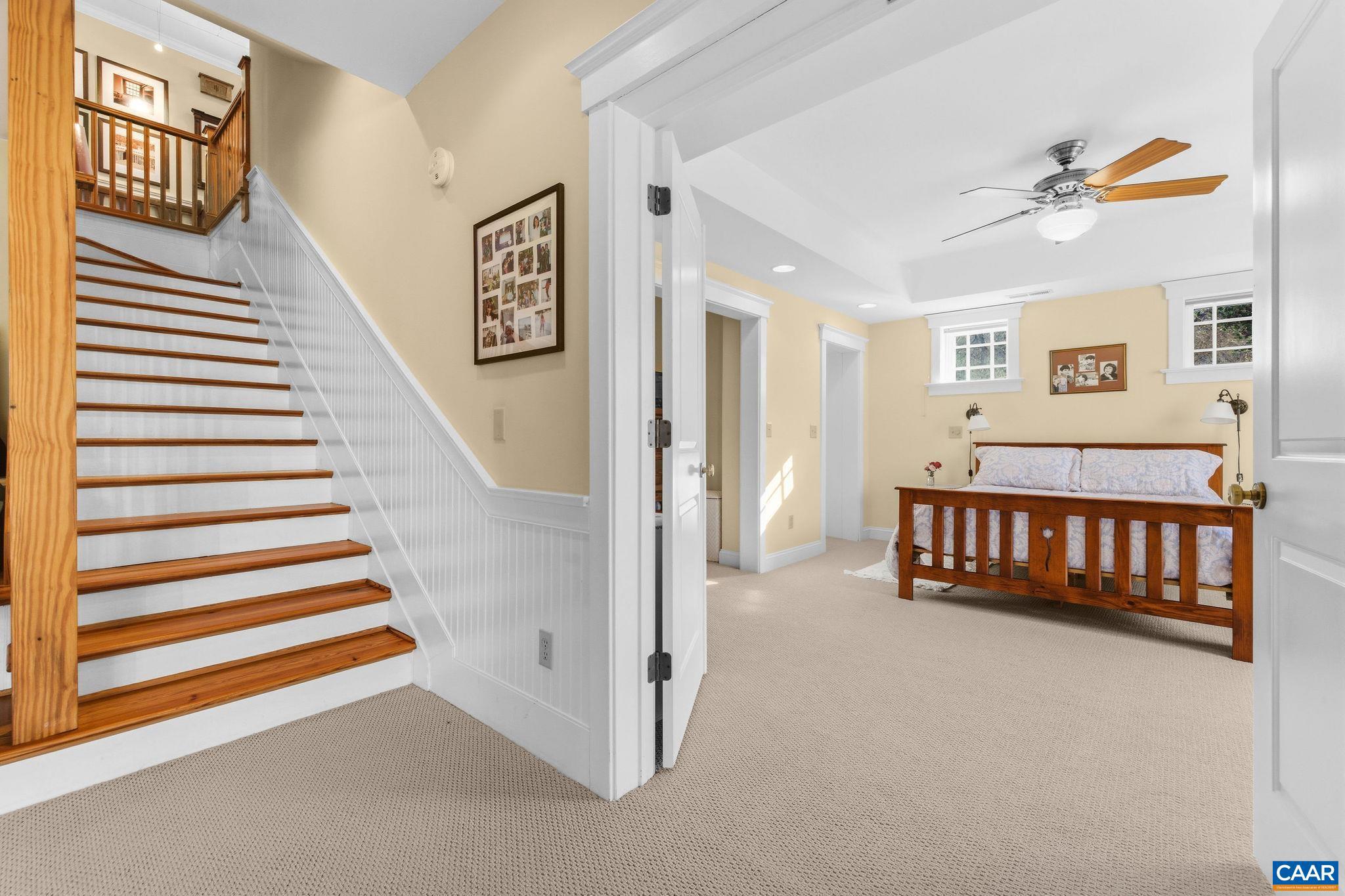 3135 ROCKS FARM CT