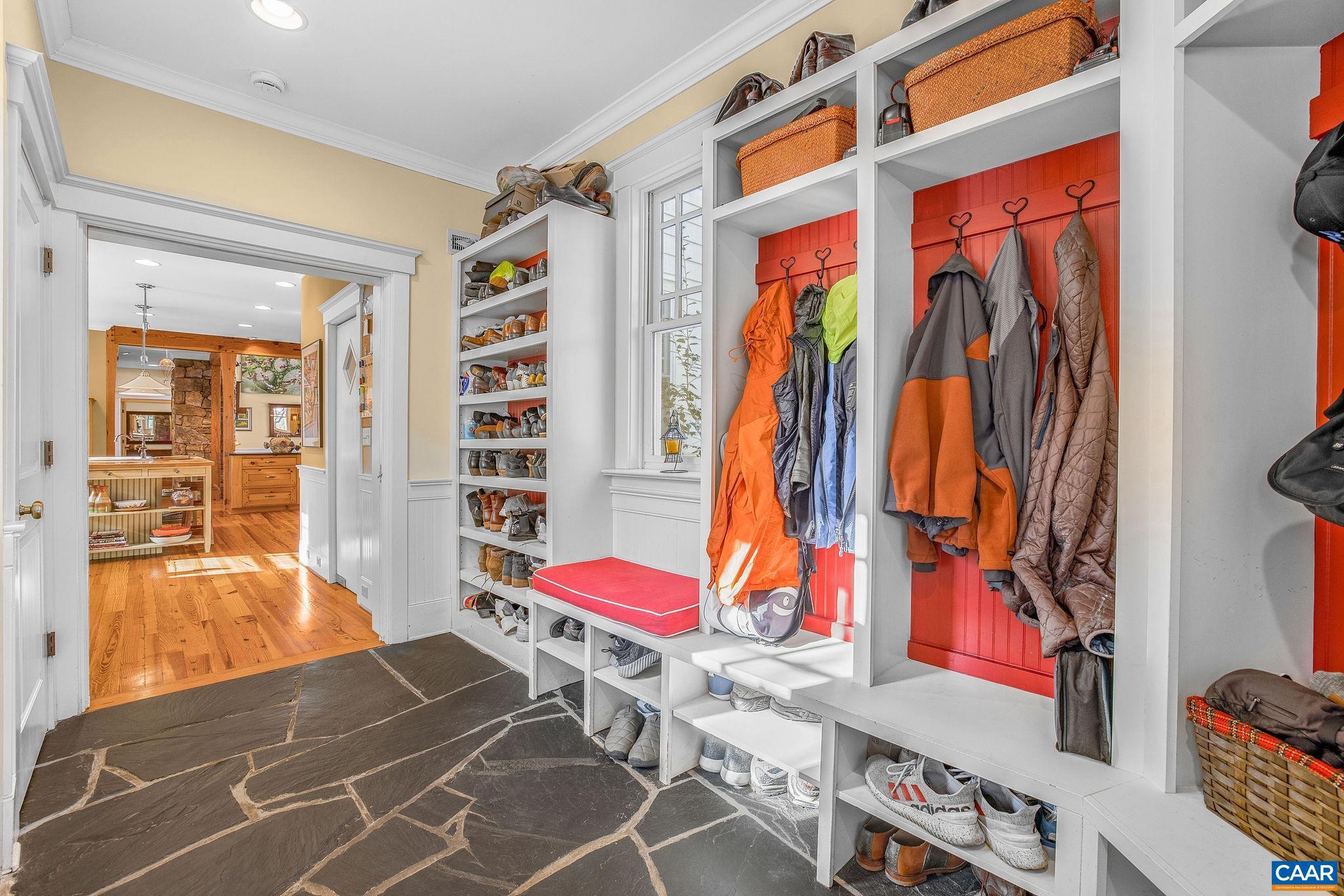 3135 ROCKS FARM CT