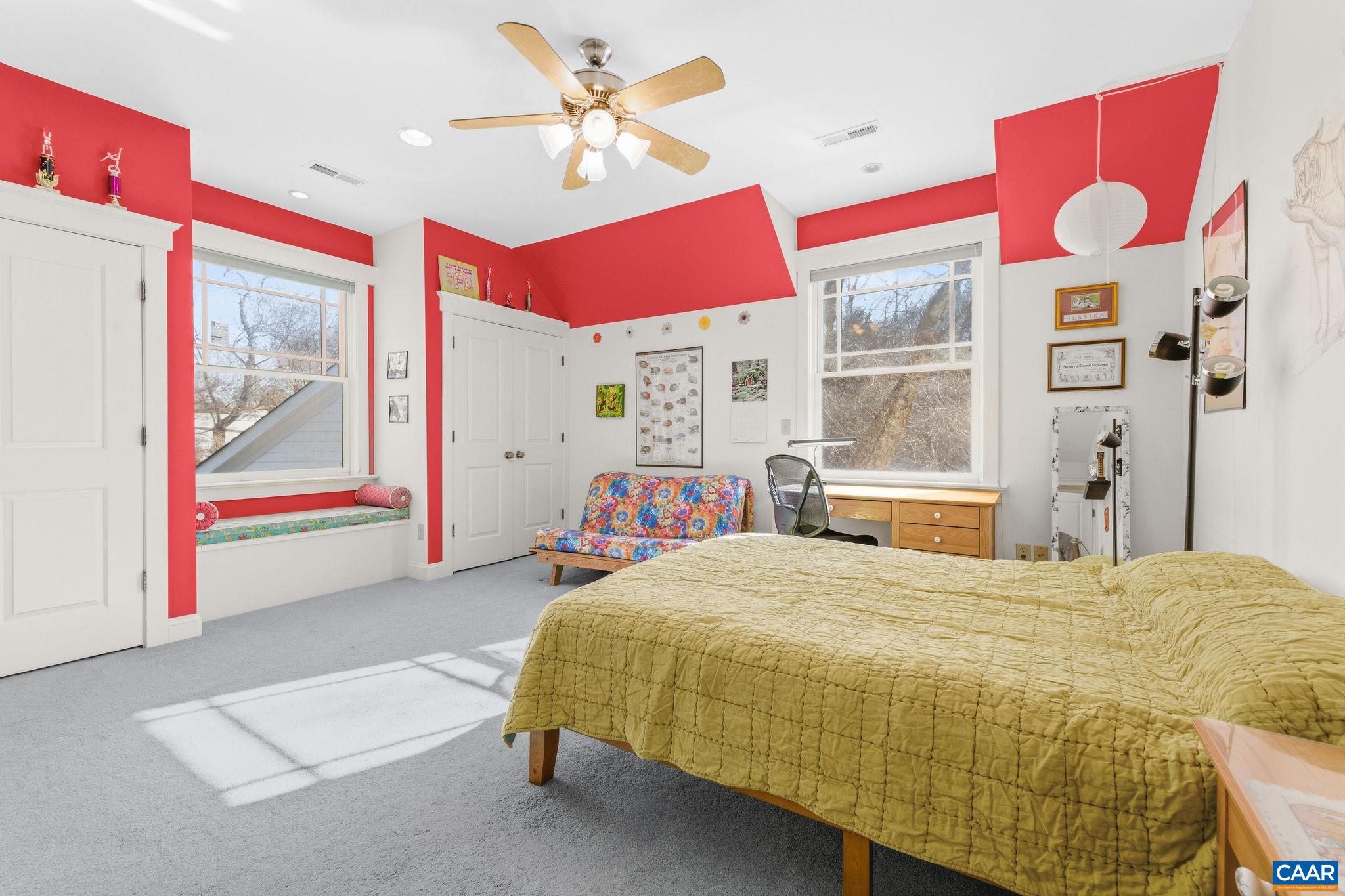 3135 ROCKS FARM CT